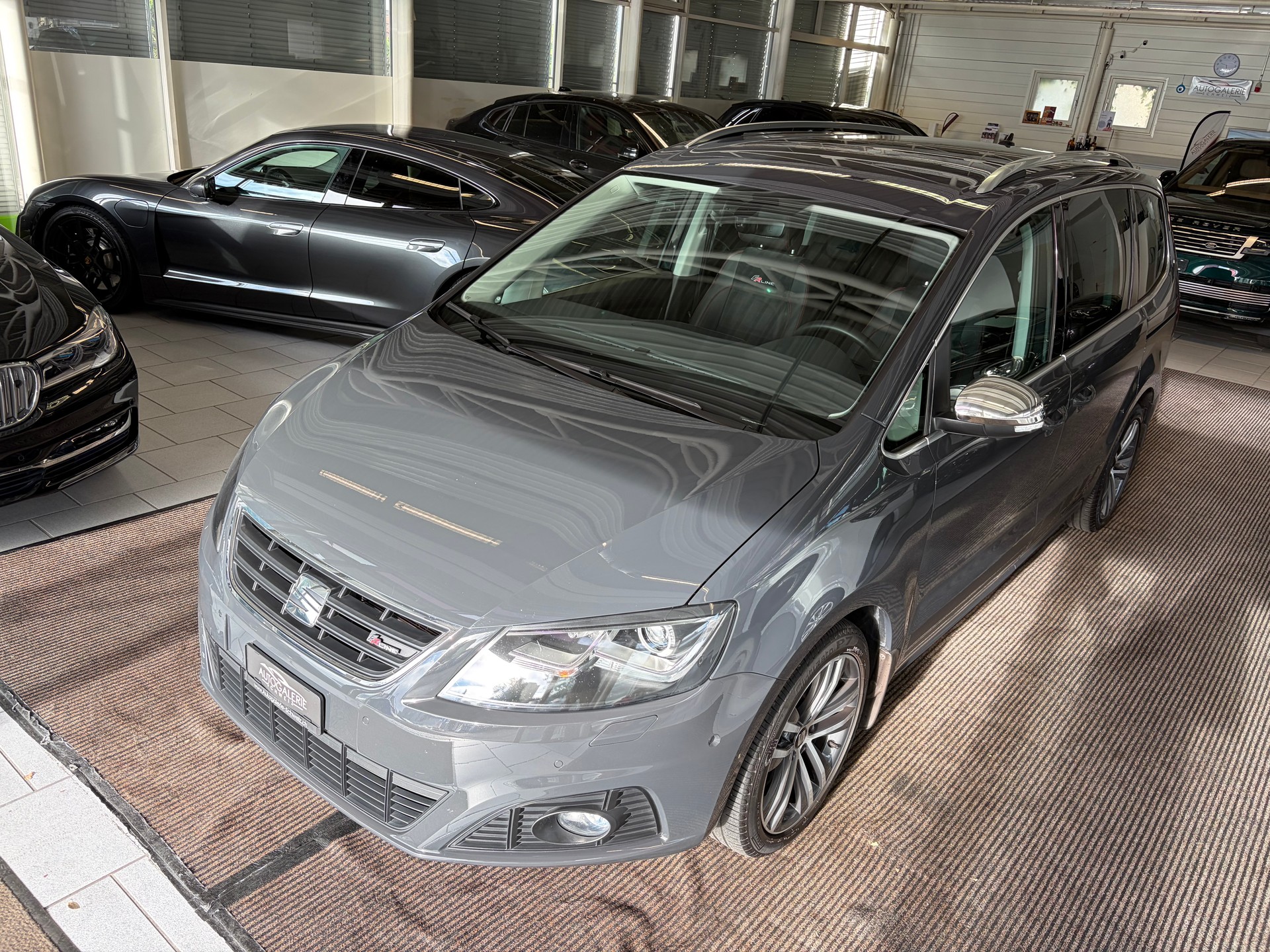 SEAT Alhambra 1.4 TSI FR Line DSG | CH | 7 Sitzer mit Kindersitzen | Elektrische Türen | AHK | Apple CarPlay/Android Auto | DAB+ |-image-42