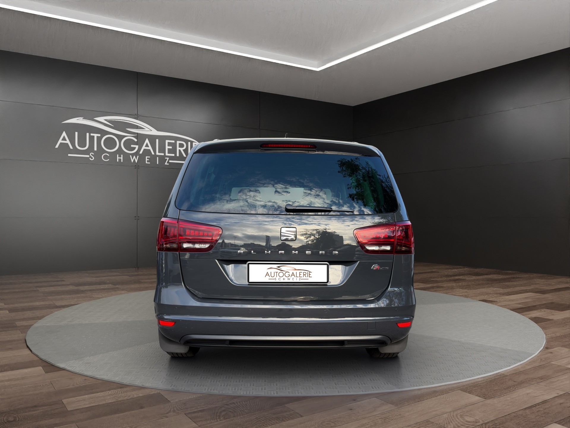 SEAT Alhambra 1.4 TSI FR Line DSG | CH | 7 Sitzer mit Kindersitzen | Elektrische Türen | AHK | Apple CarPlay/Android Auto | DAB+ |-image-3