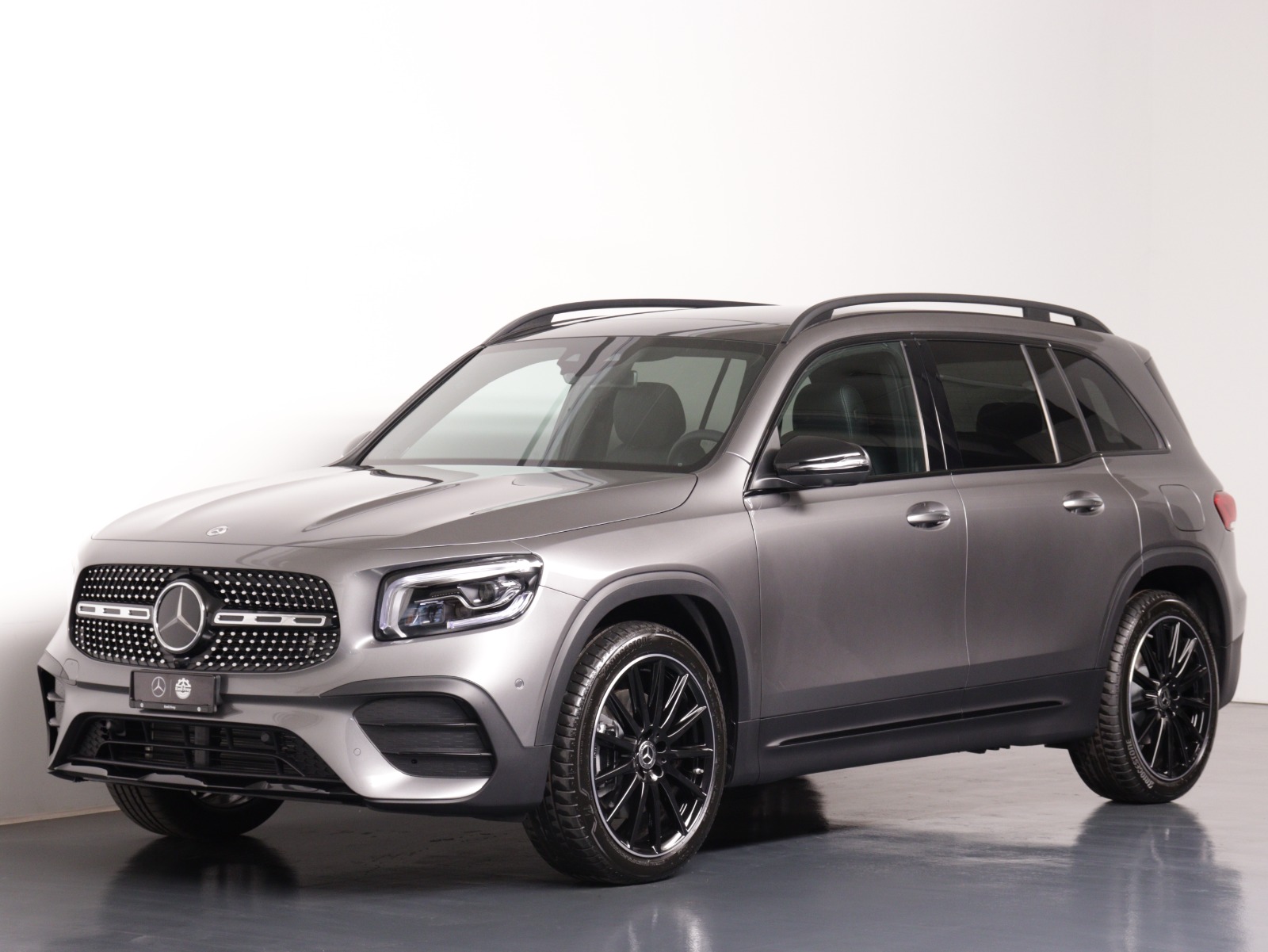 MERCEDES-BENZ GLB 220 d AMG Line 4matic-image-0