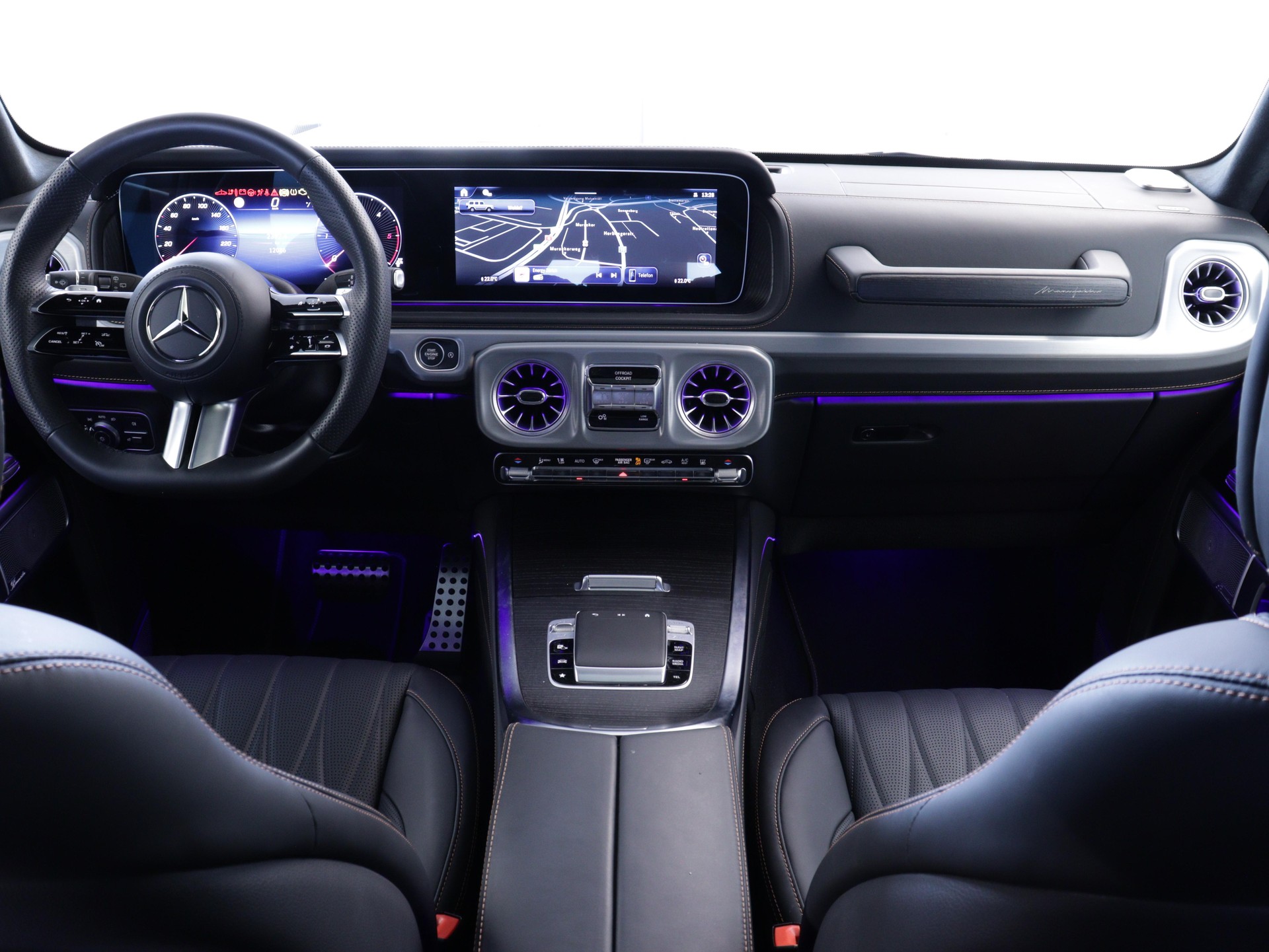 MERCEDES-BENZ G 450 d AMG Line-image-4