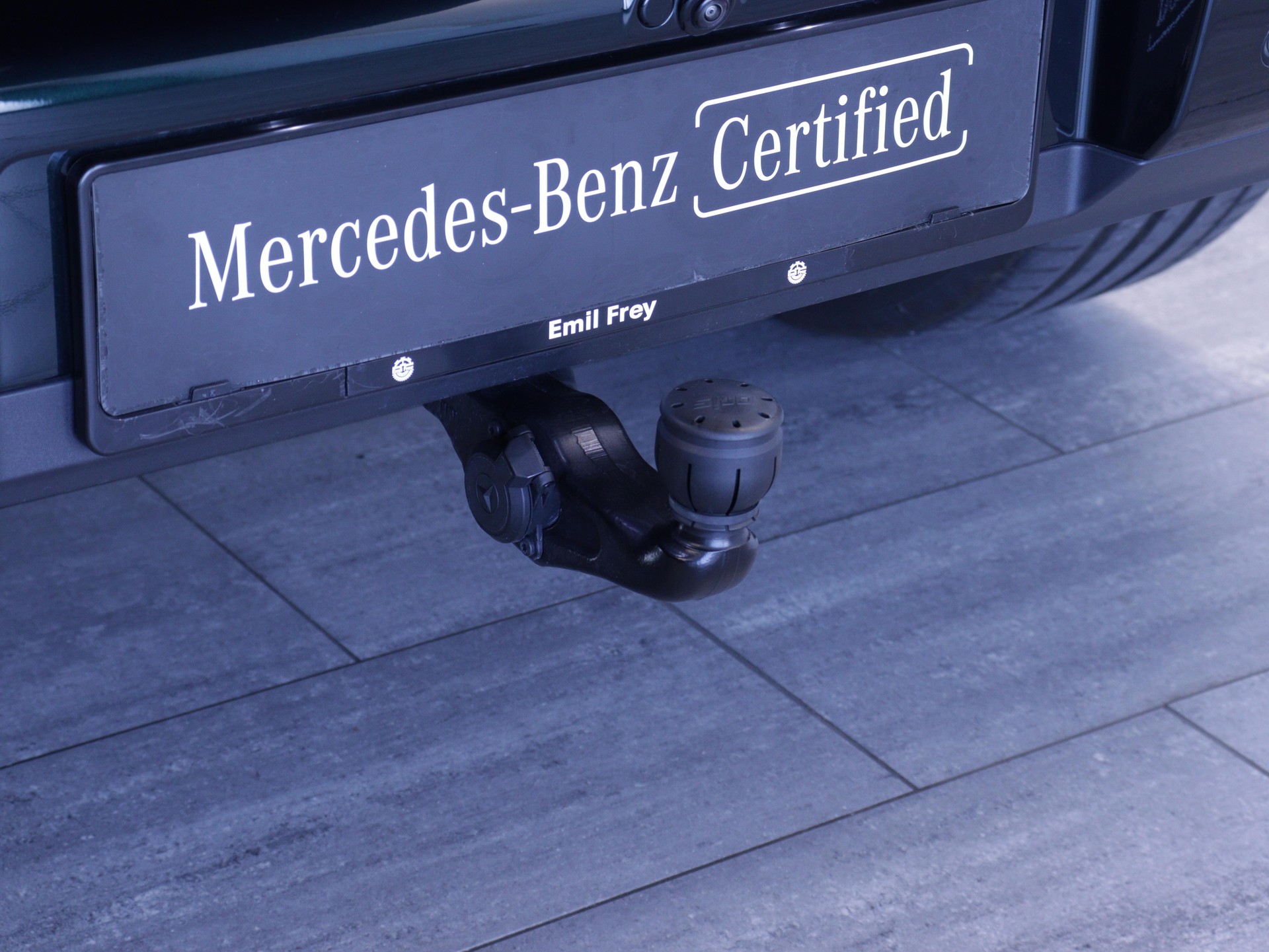 MERCEDES-BENZ G 450 d AMG Line-image-13