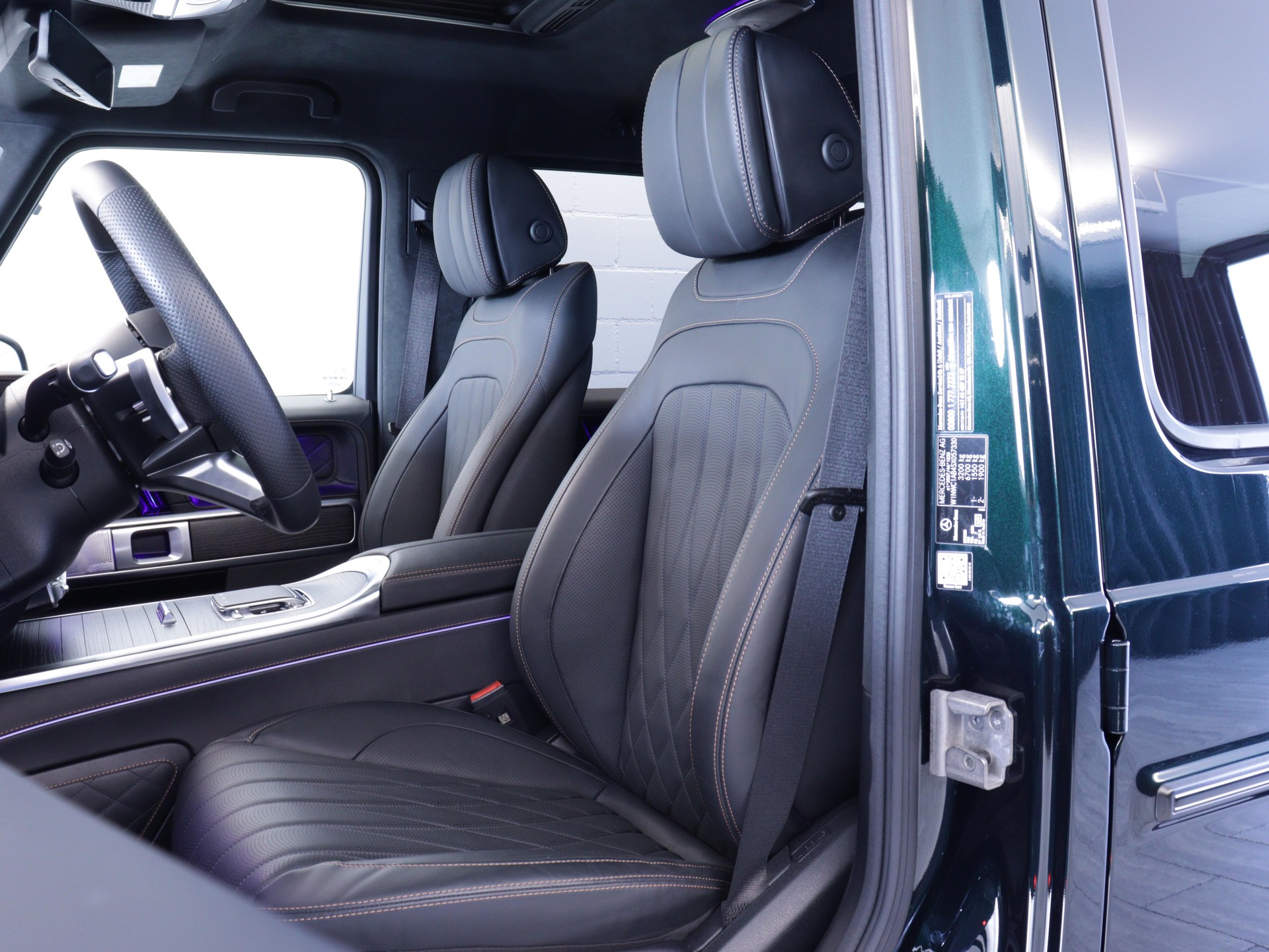 MERCEDES-BENZ G 450 d AMG Line-image-7