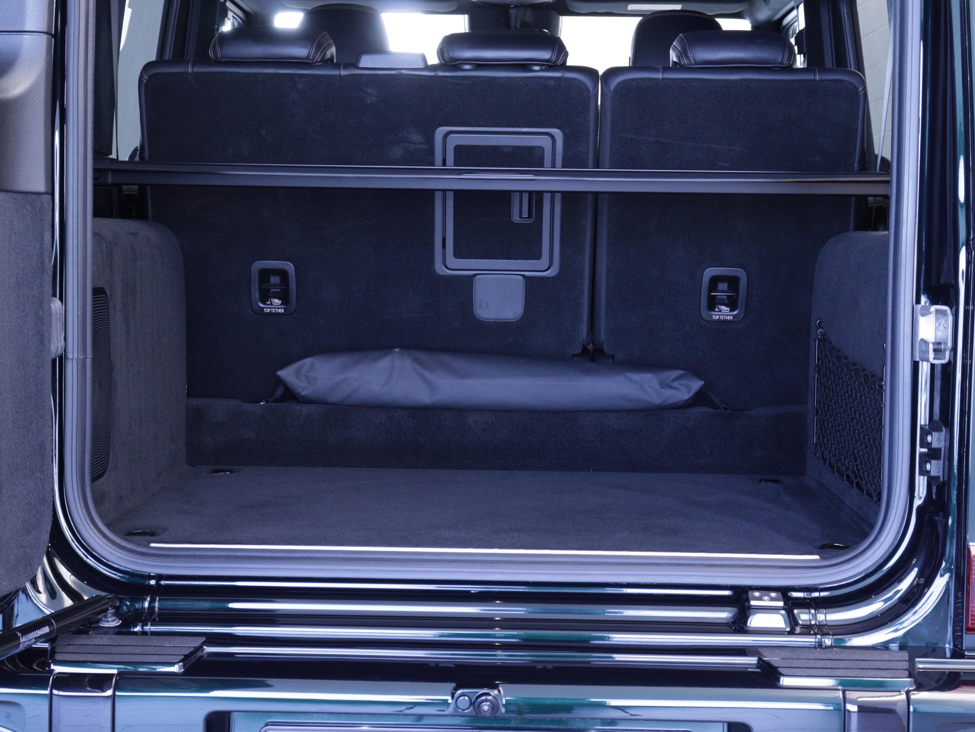 MERCEDES-BENZ G 450 d AMG Line-image-12