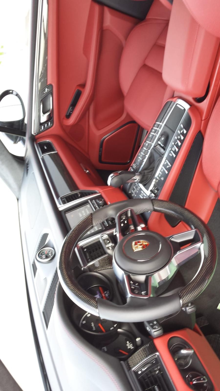 PORSCHE Macan 2.9 V6 Turbo-image-1