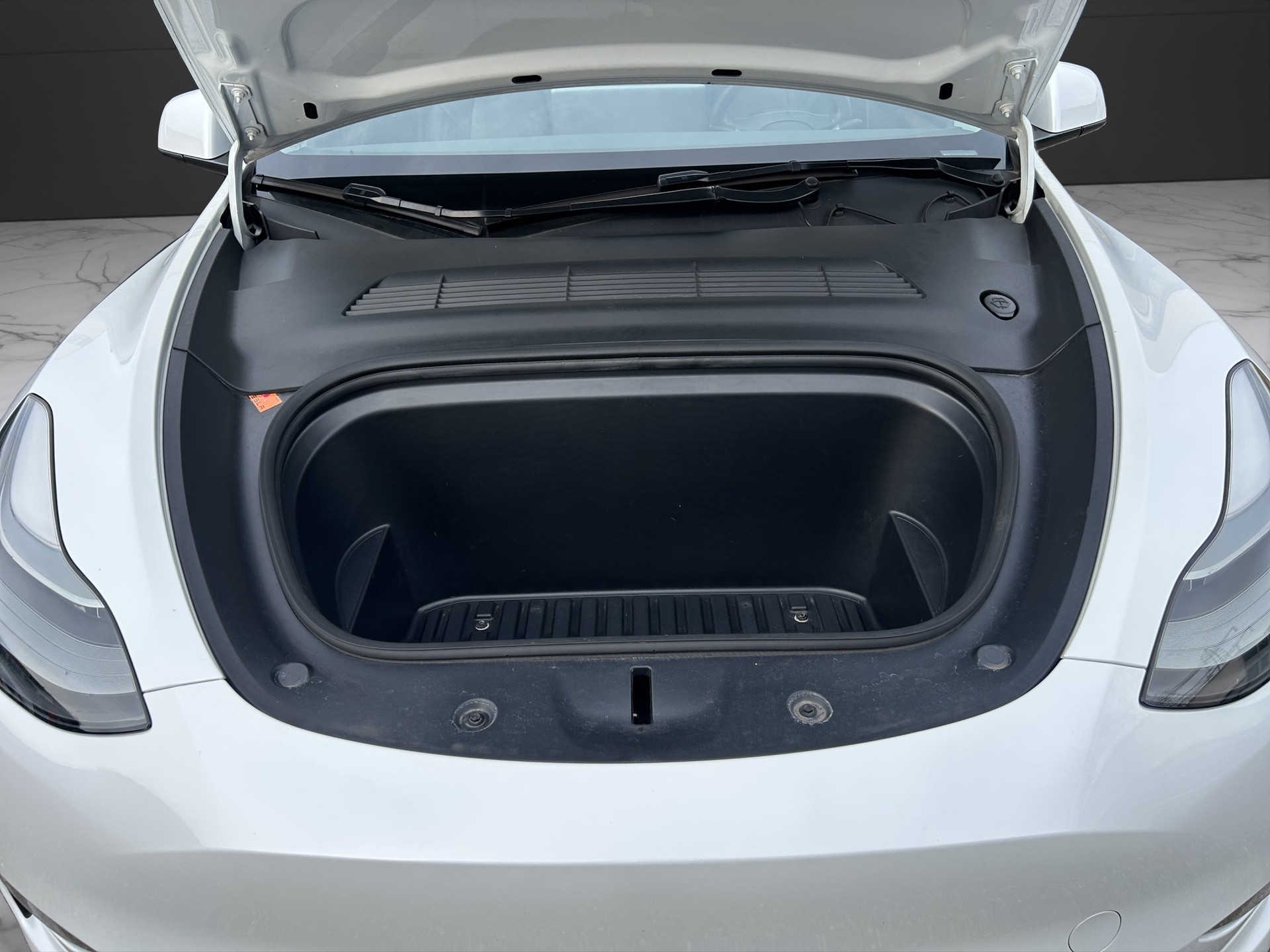 TESLA Model Y Performance / FSD Autopilot / Anhängerkupplung-image-13