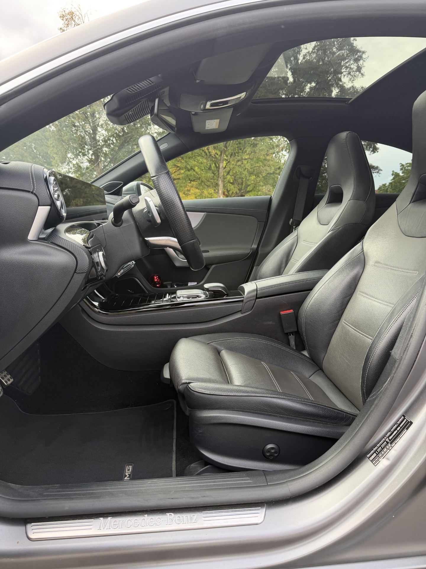 MERCEDES-BENZ CLA 250 AMG Line 4matic-image-4