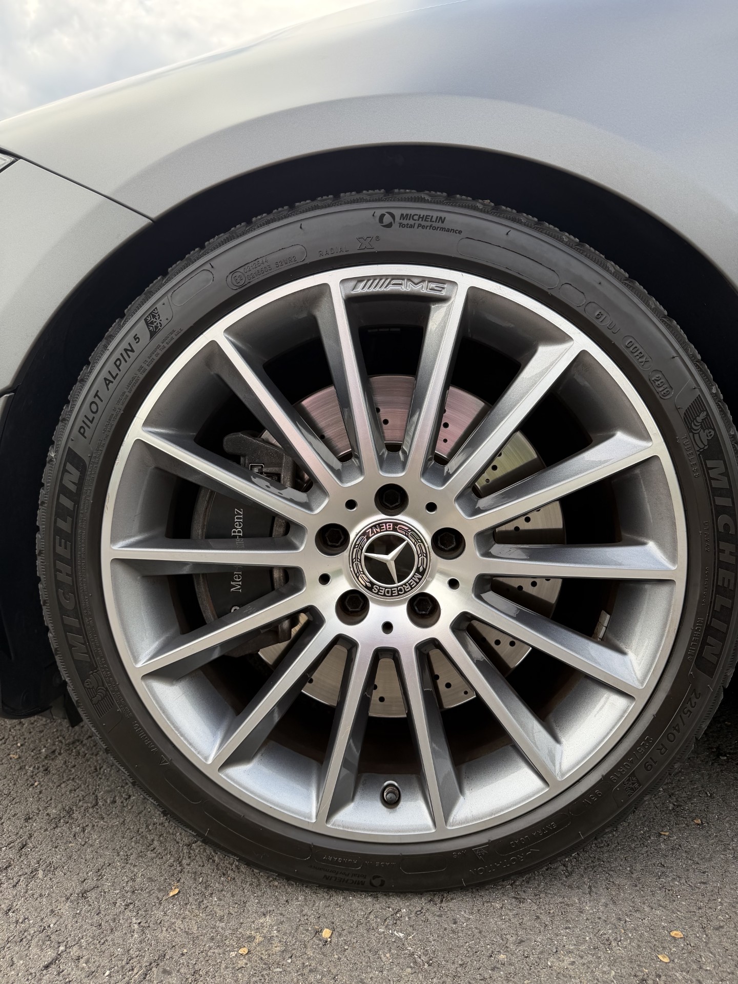 MERCEDES-BENZ CLA 250 AMG Line 4matic-image-3