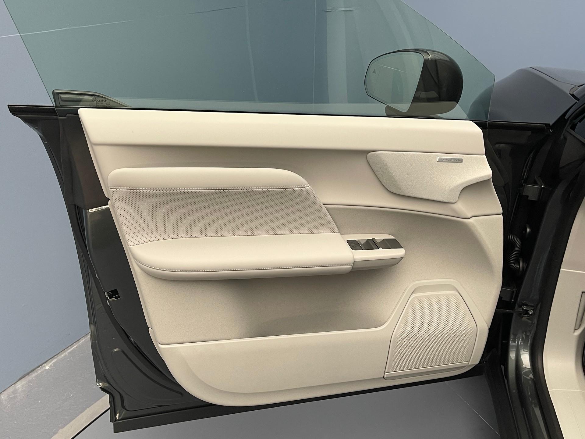 VOLVO EX60 Twin Ultra AWD-image-10