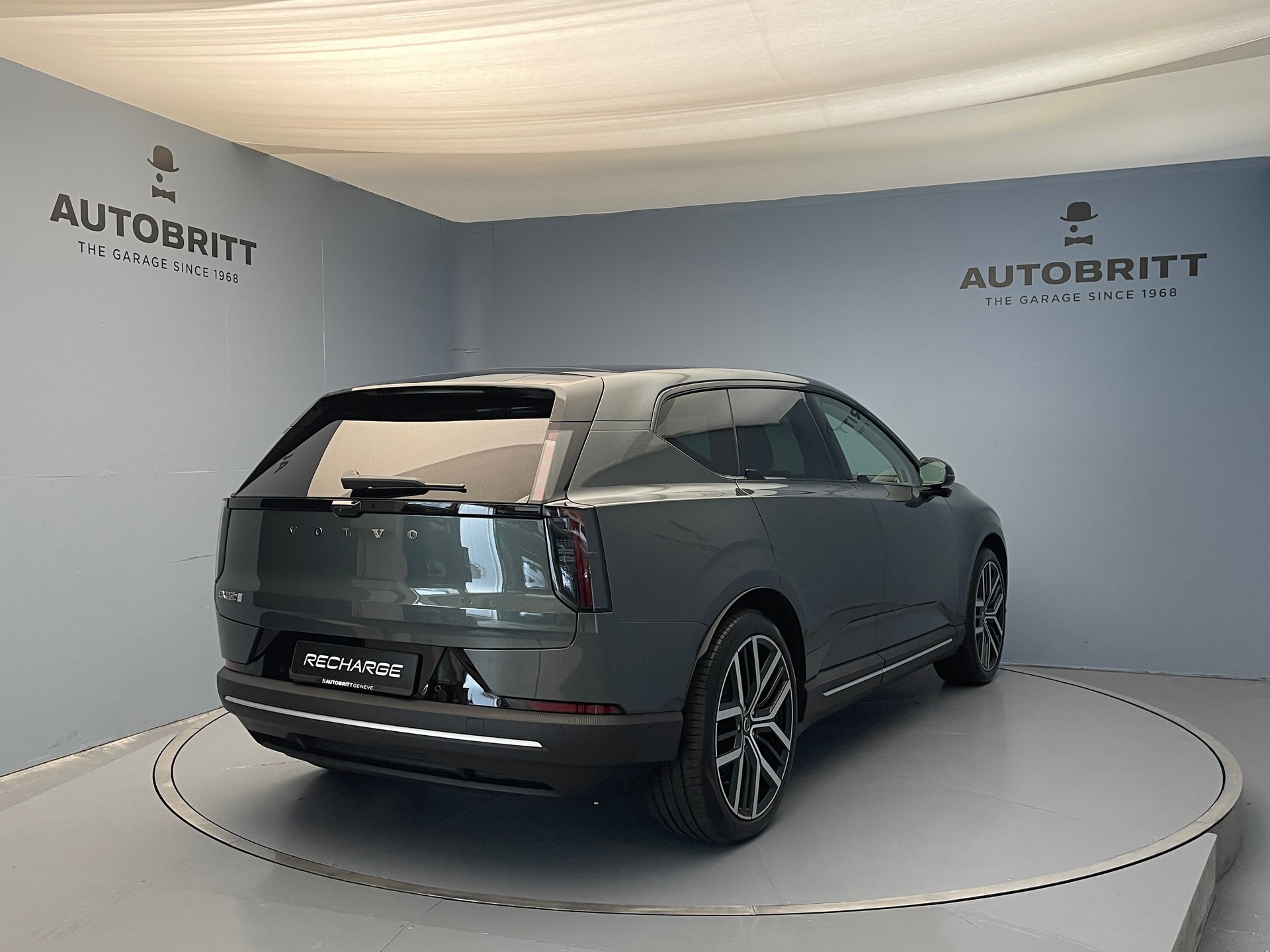VOLVO EX60 Twin Ultra AWD-image-4