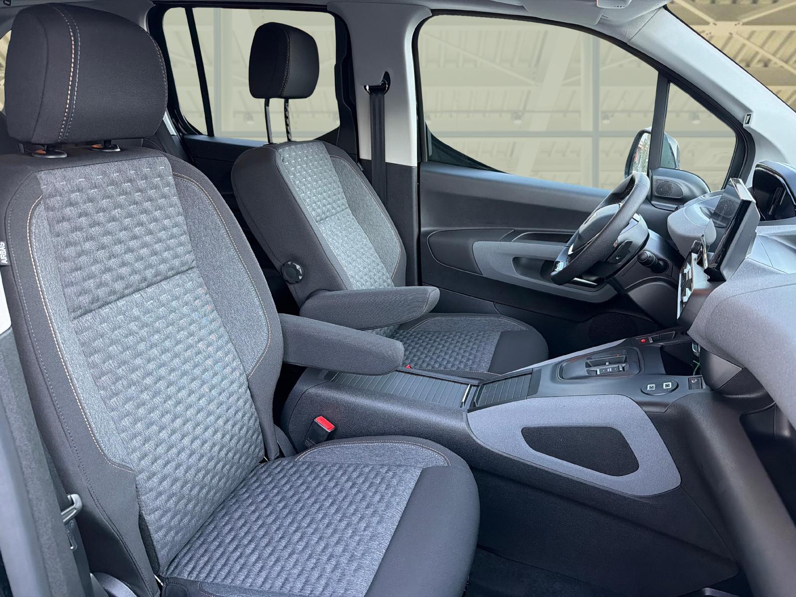 PEUGEOT Rifter Long 1.5 BlueHDi 130 GT-image-9