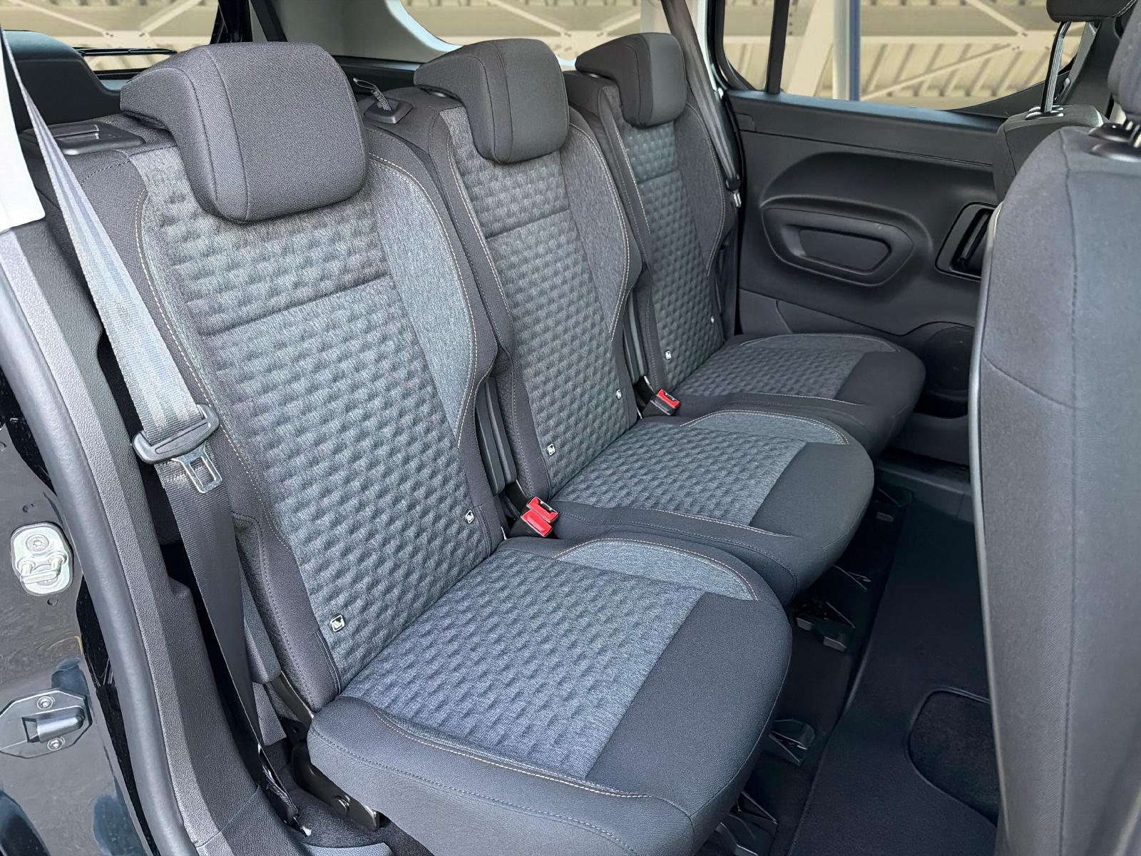 PEUGEOT Rifter Long 1.5 BlueHDi 130 GT-image-10