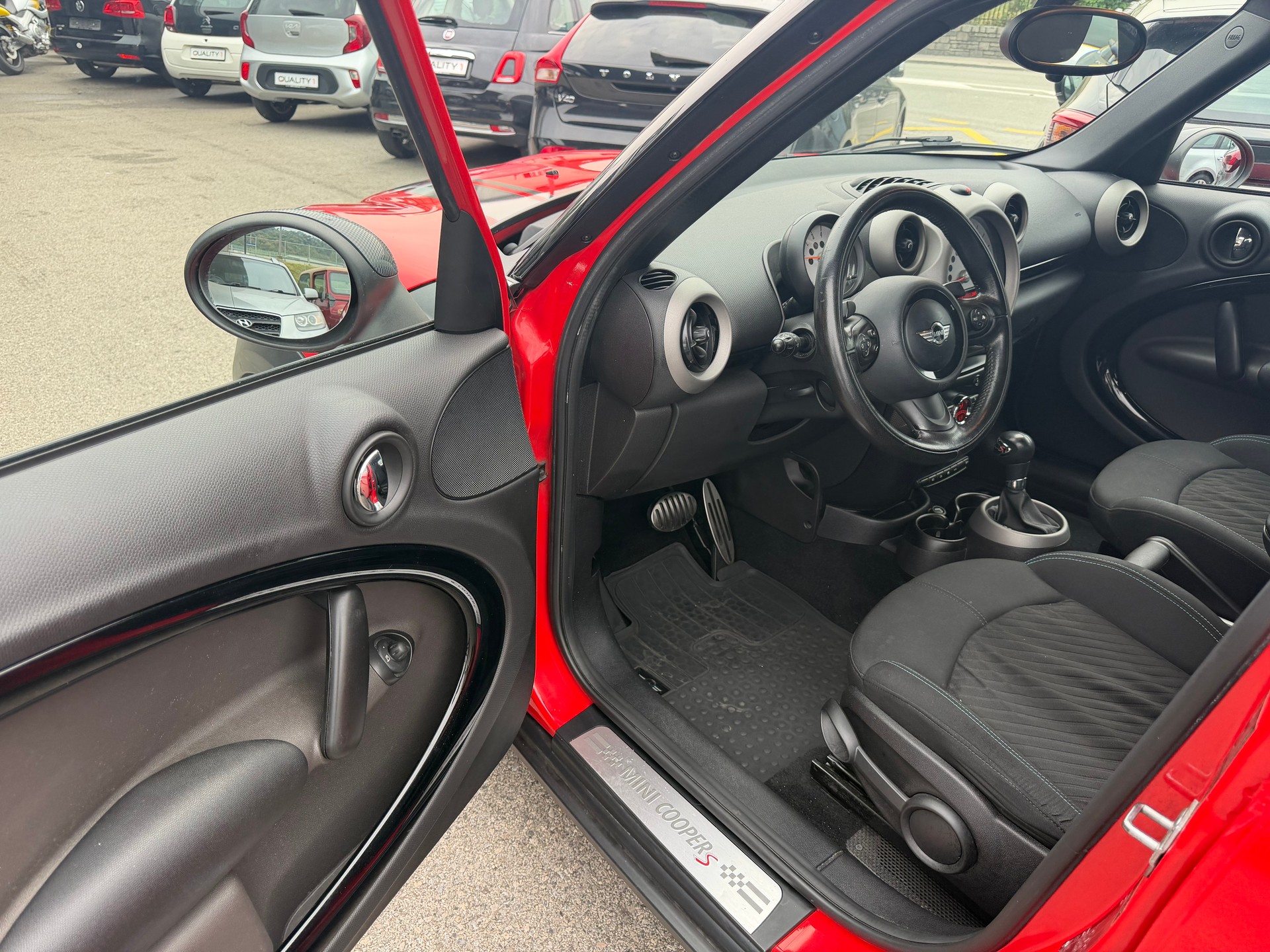 MINI Countryman Cooper SD ALL4 Steptronic-image-6