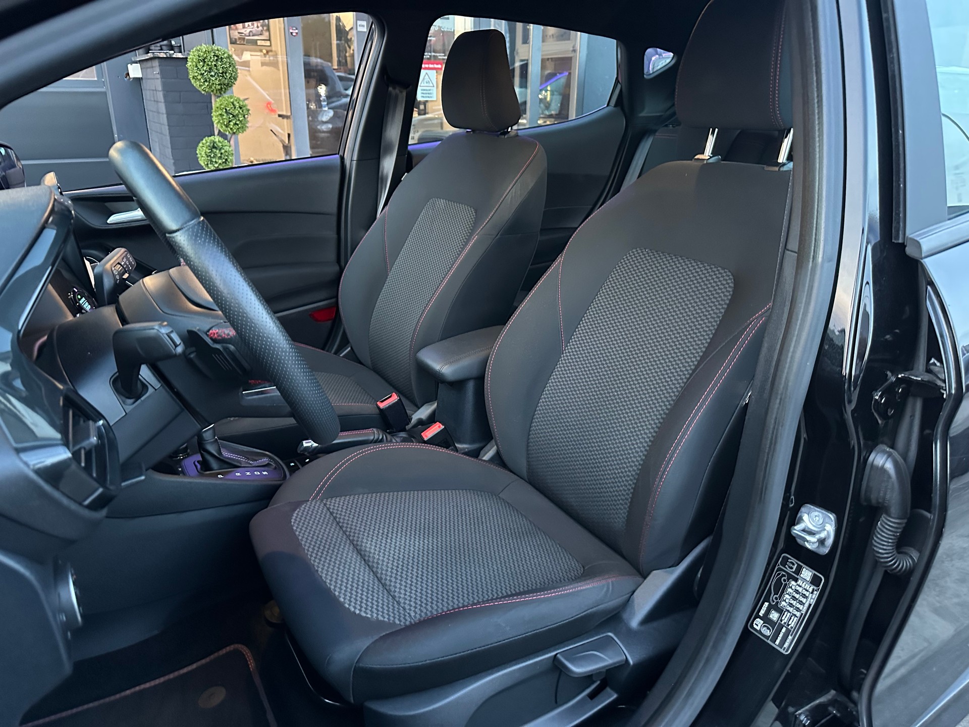 FORD Fiesta 1.0 SCTi ST Line X Automat-image-19