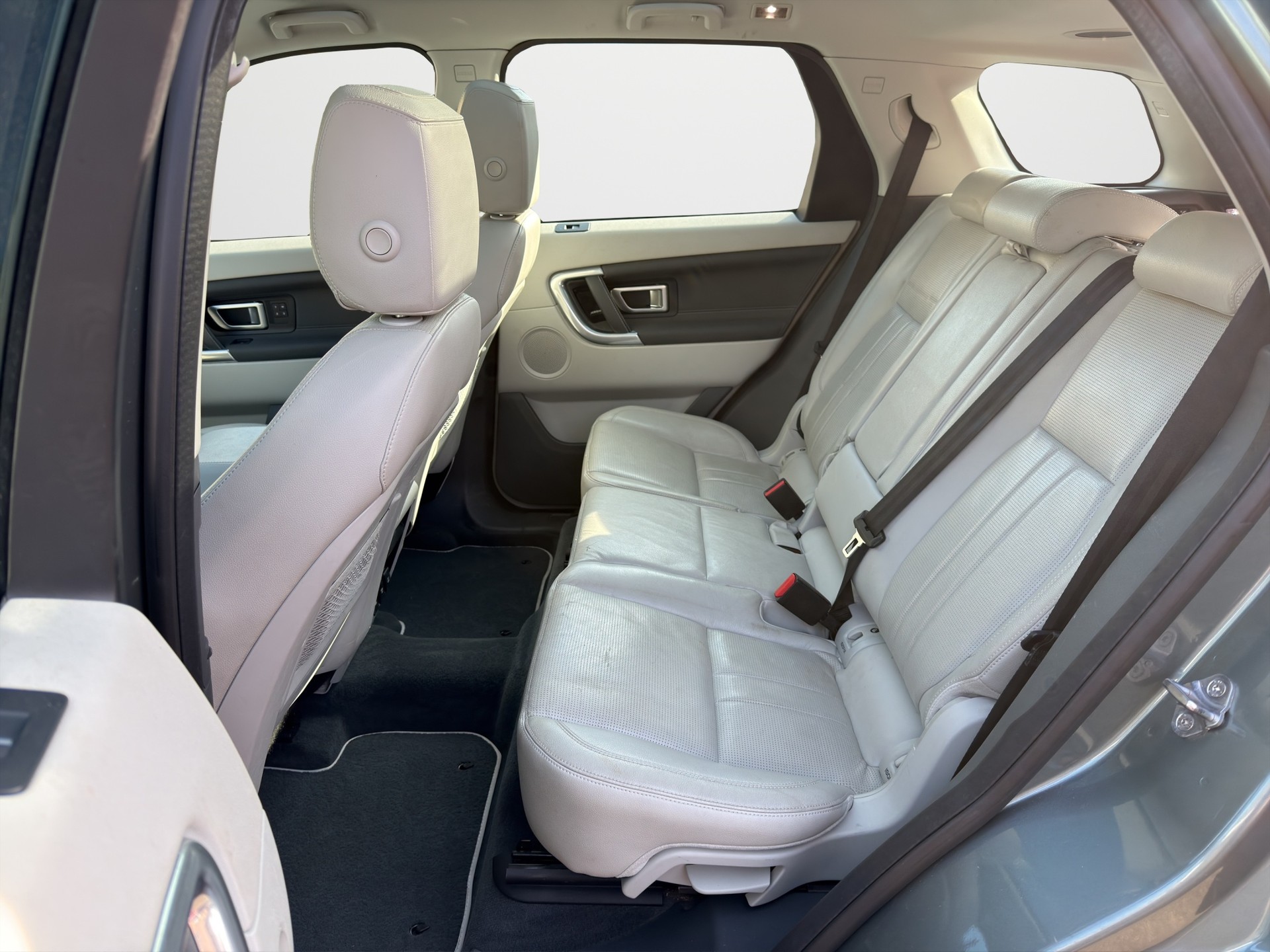 LAND ROVER Discovery Sport 2.0 Si4 HSE AT9-image-11