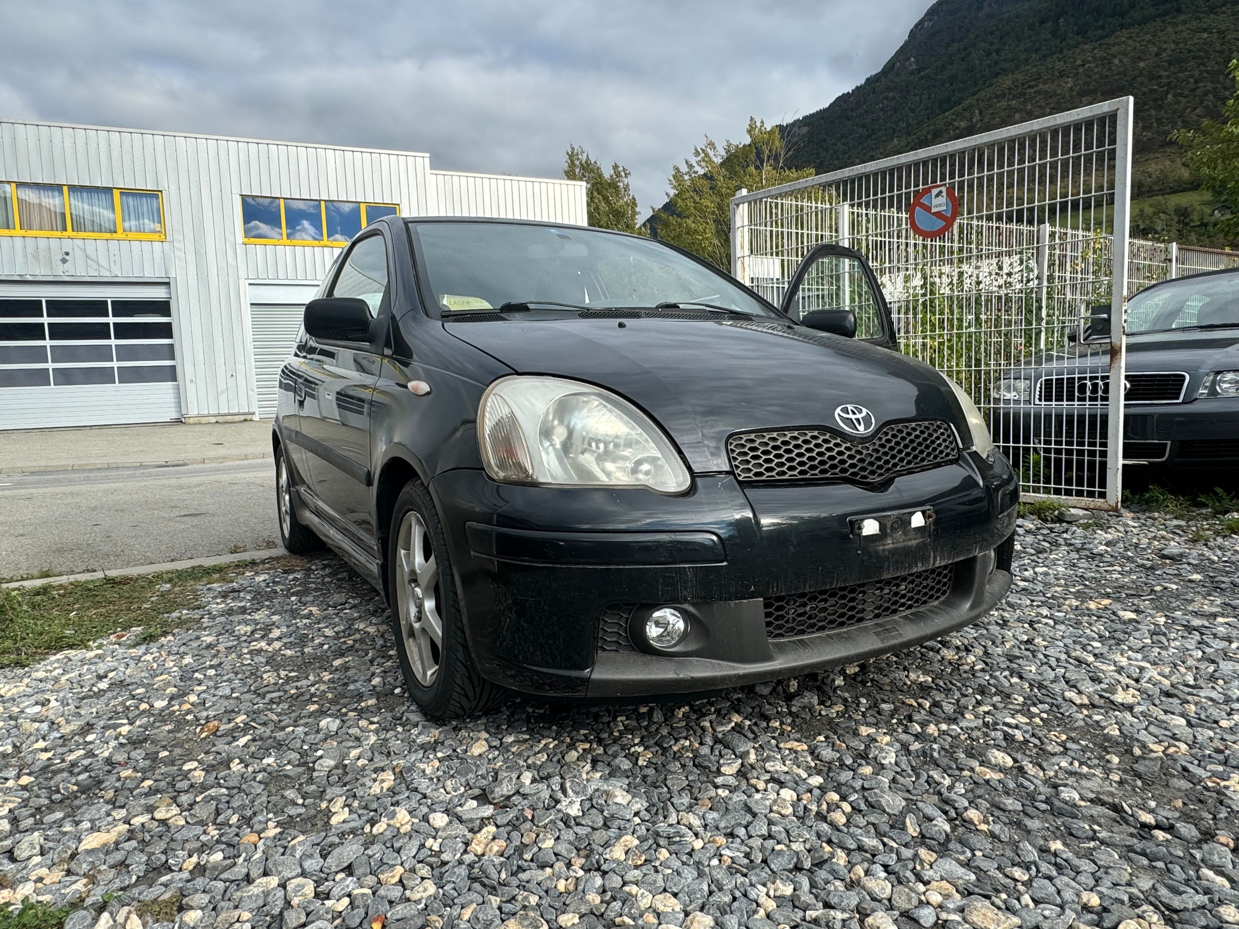 Car photo