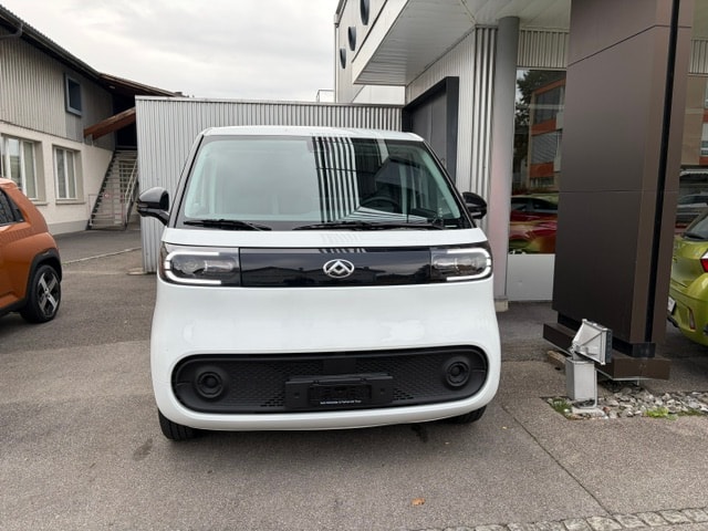 MAXUS eDeliver 5 L1 64kWh-showroom-element-1