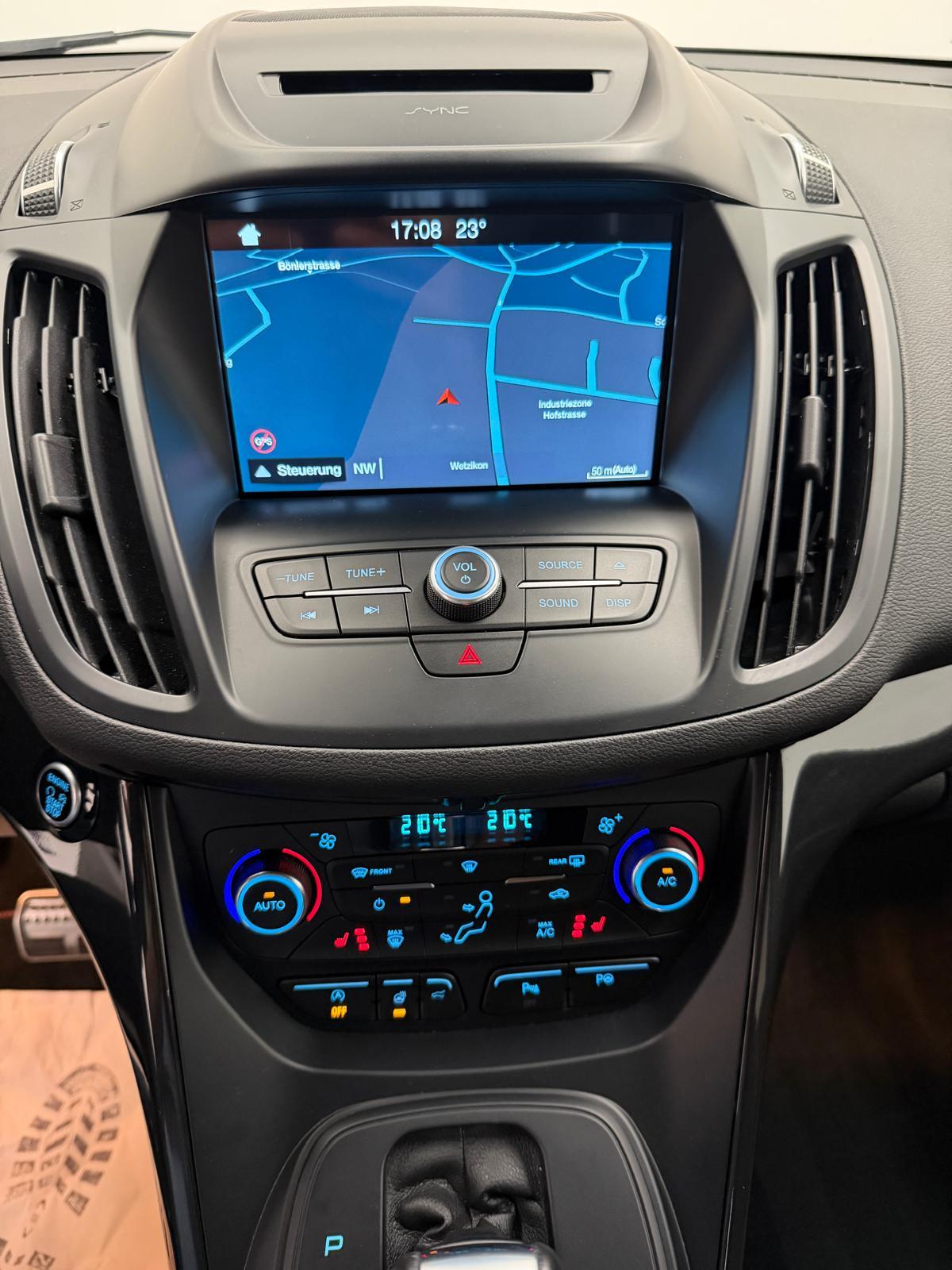FORD Kuga 2.0 EcoB 240 ST-Line-image-18