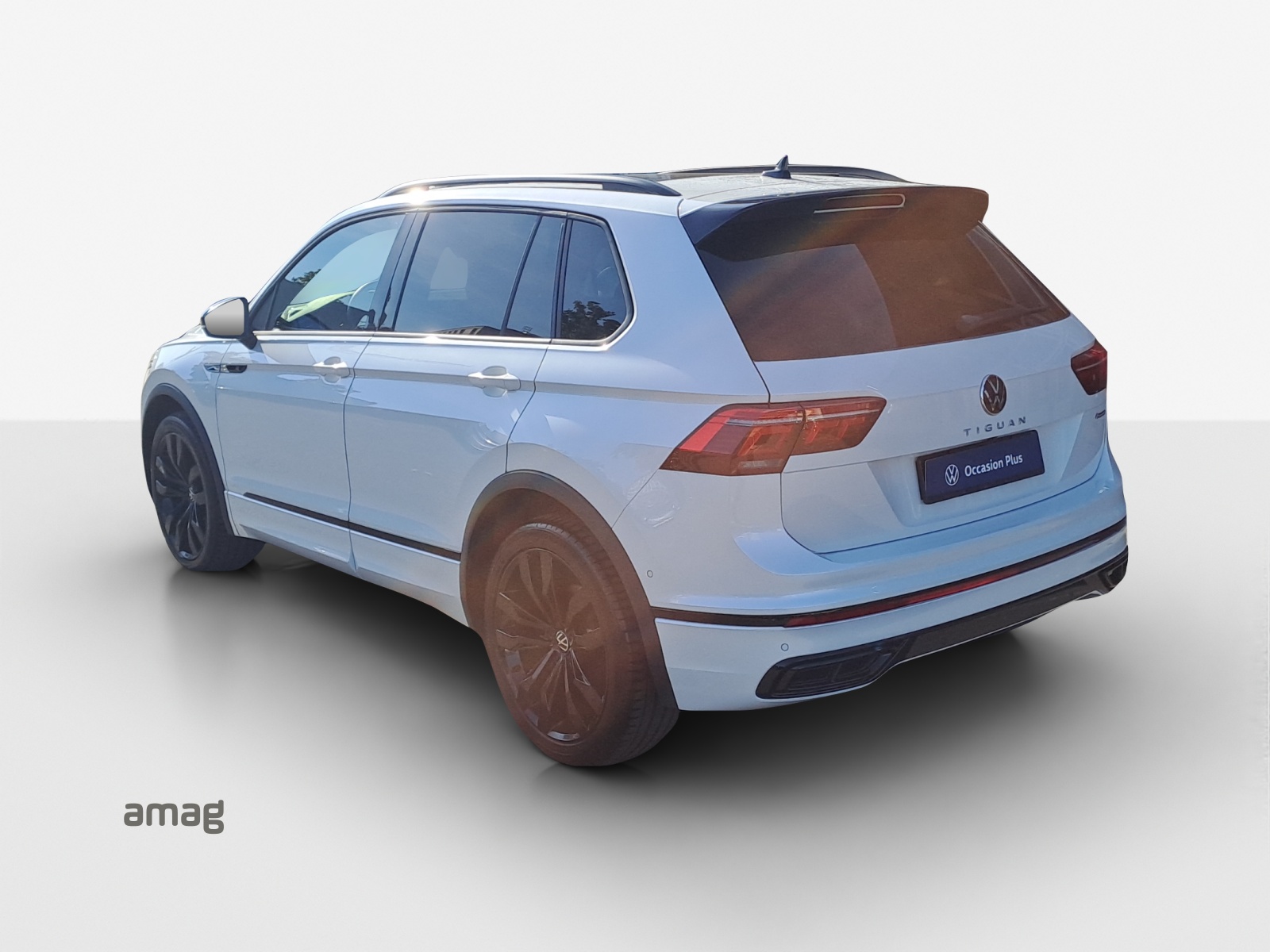 VW Tiguan 2.0TSI R-Line 4Motion DSG-image-2