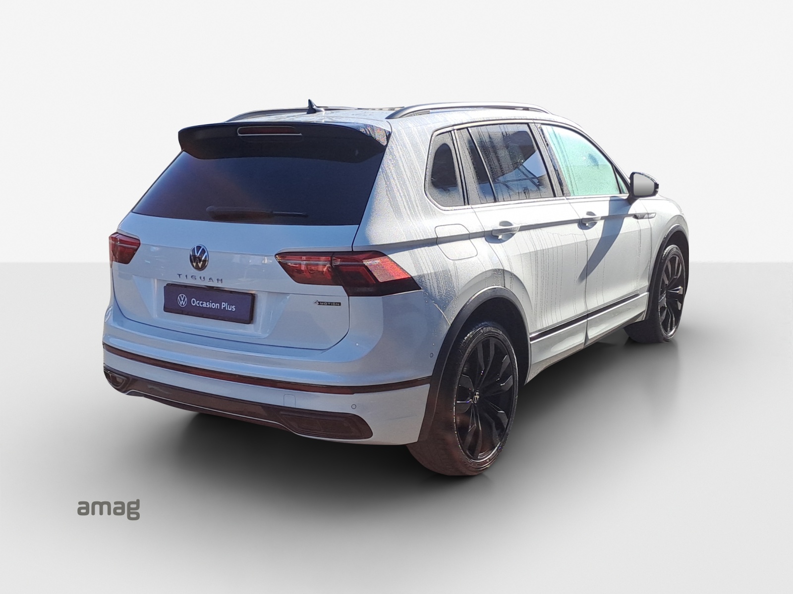 VW Tiguan 2.0TSI R-Line 4Motion DSG-image-4