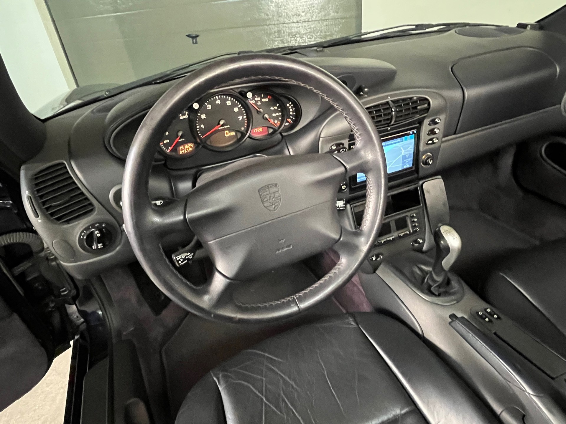 PORSCHE 911 Carrera 4 Cabrio, Handschaltung, Hardtop, Windschott, Klima, super gepflegt ab MFK-image-12