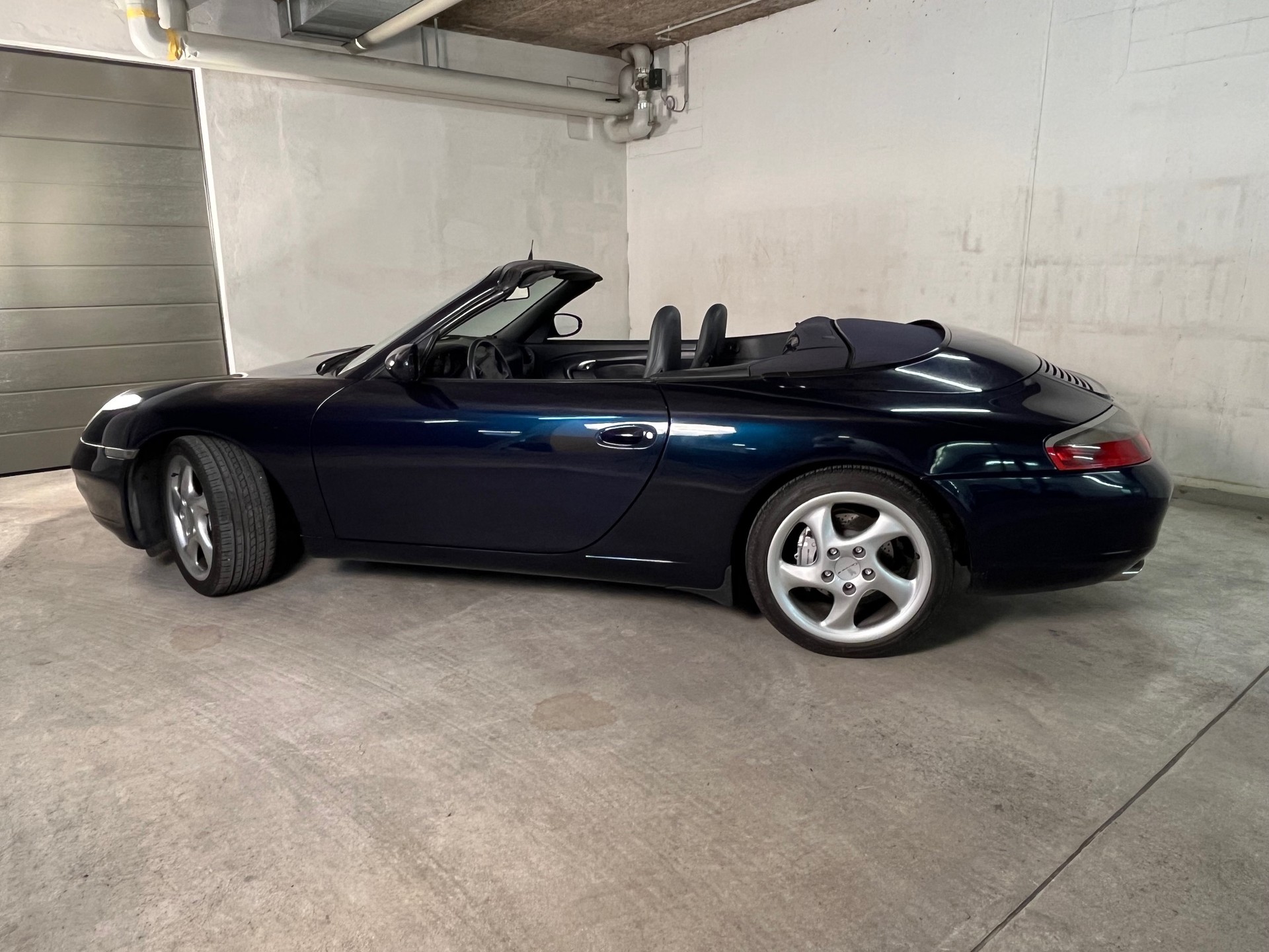 PORSCHE 911 Carrera 4 Cabrio, Handschaltung, Hardtop, Windschott, Klima, super gepflegt ab MFK-image-4