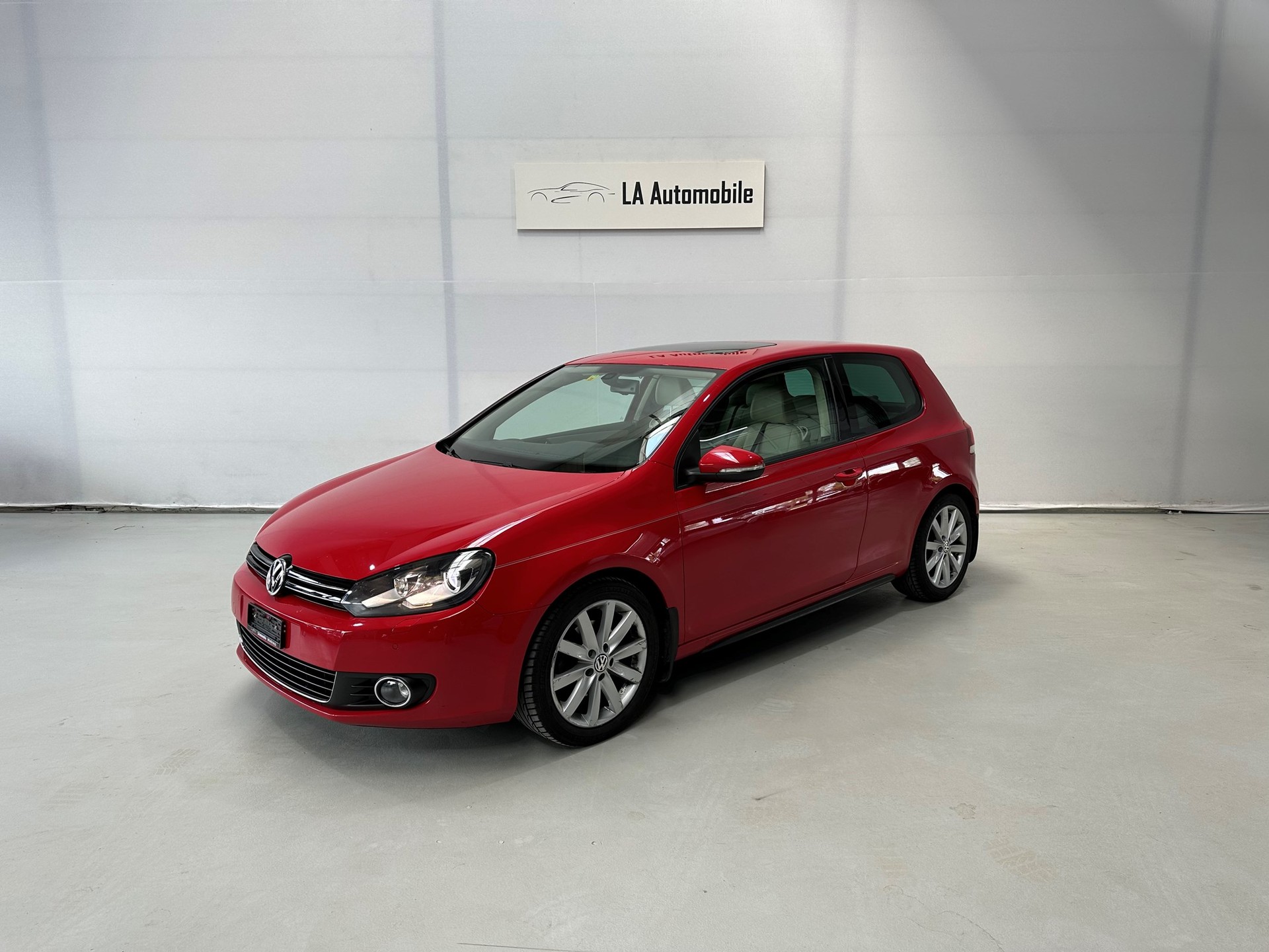 VW Golf 1.4 TSI Highline DSG-image-0