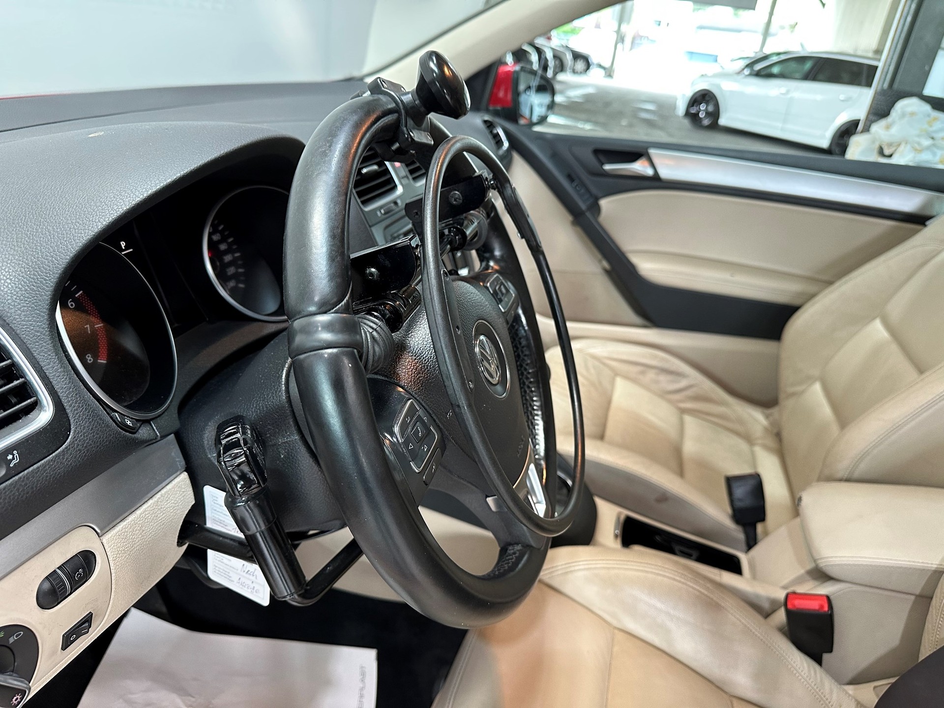 VW Golf 1.4 TSI Highline DSG-image-15