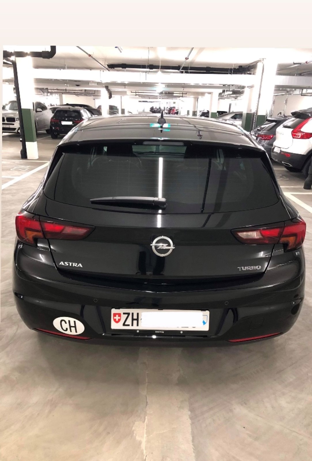 OPEL Astra 1.4i Turbo Enjoy Automatic-image-3