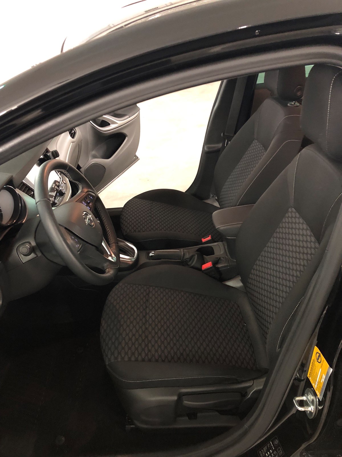 OPEL Astra 1.4i Turbo Enjoy Automatic-image-4