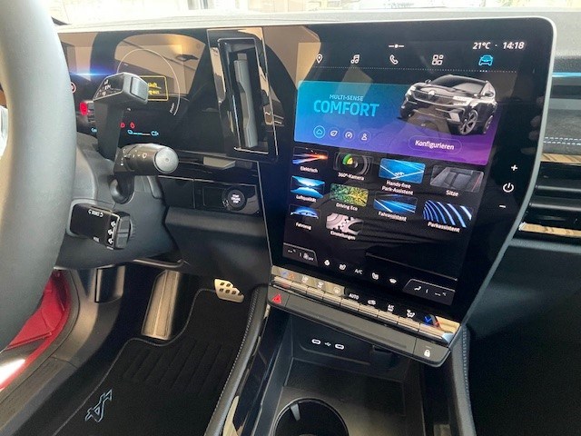 RENAULT Austral 1.2 HEV 200 Iconic Esprit Alpine A-image-11