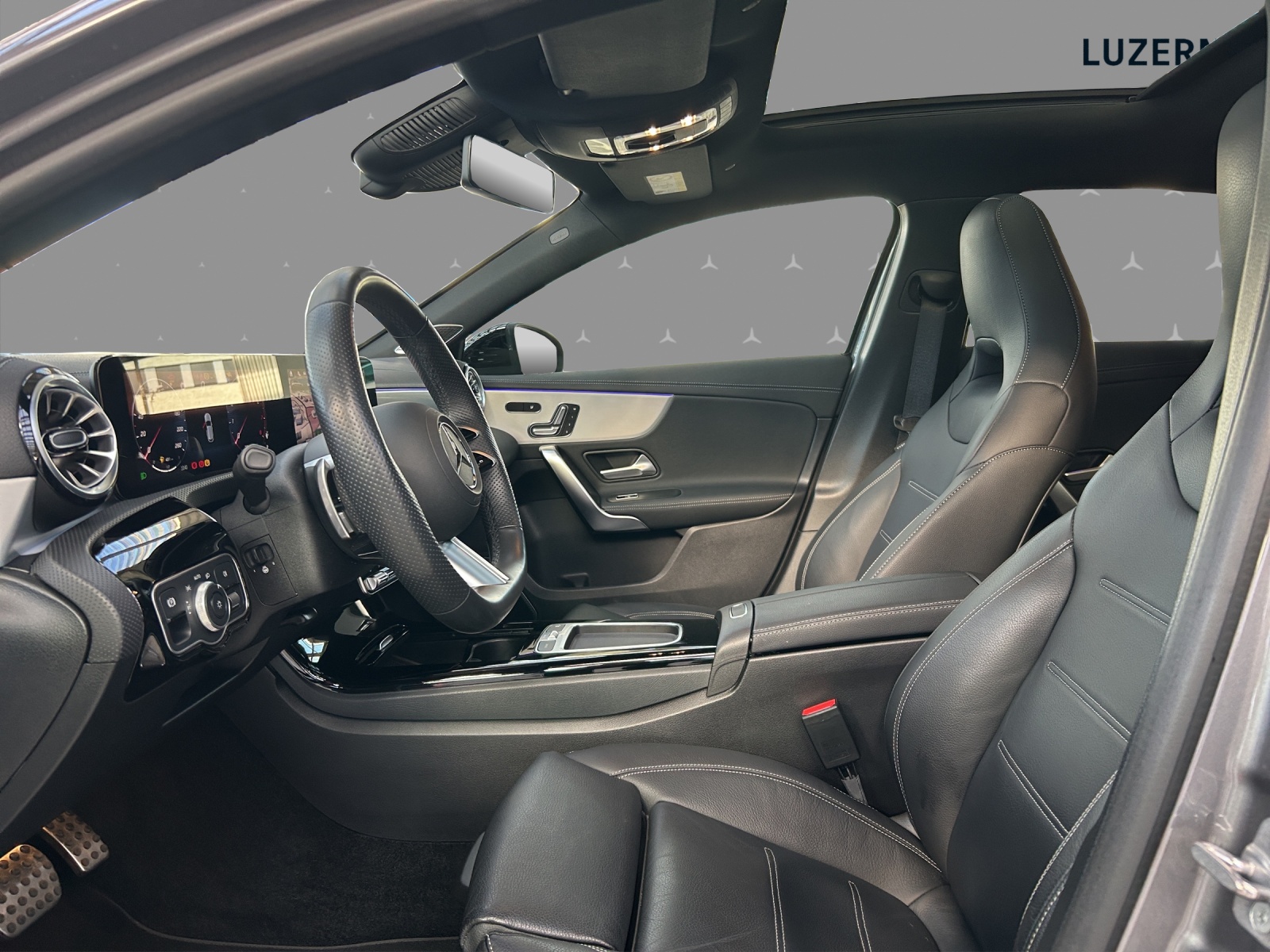 MERCEDES-BENZ A 250 4Matic 8G-DCT-image-9