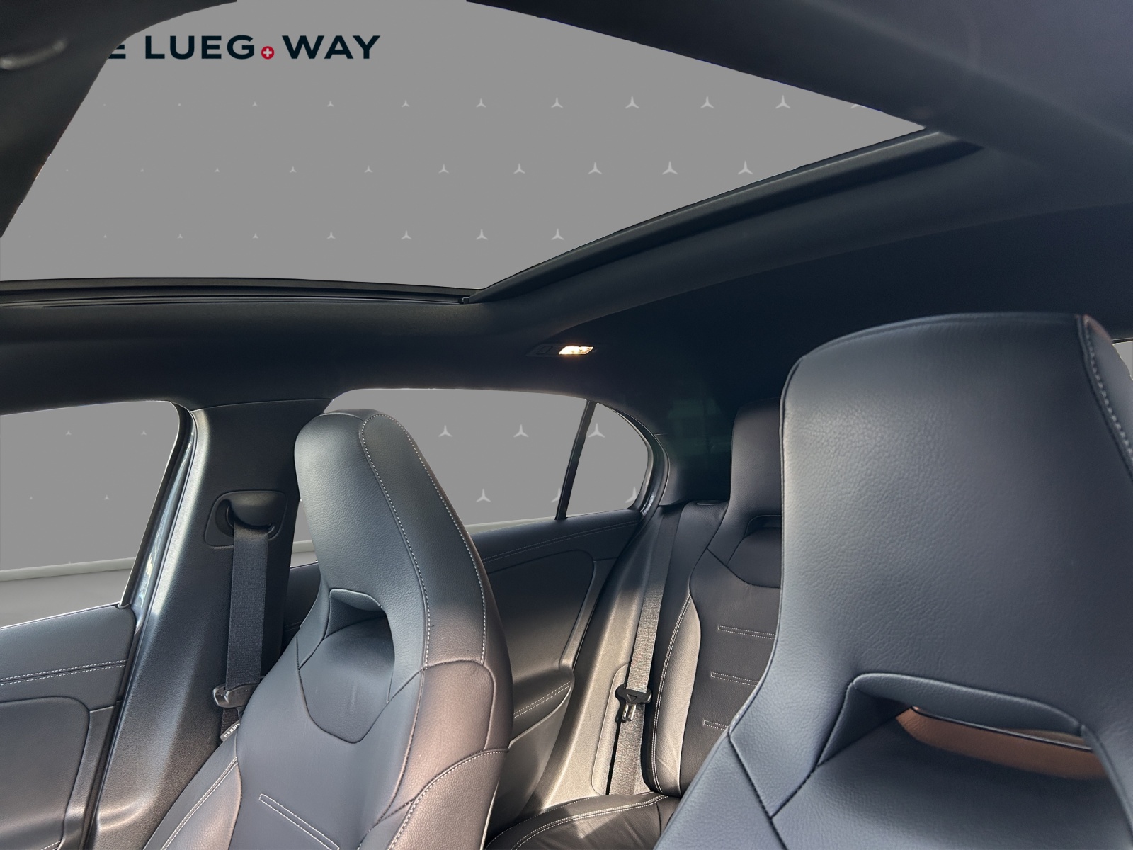 MERCEDES-BENZ A 250 4Matic 8G-DCT-image-10