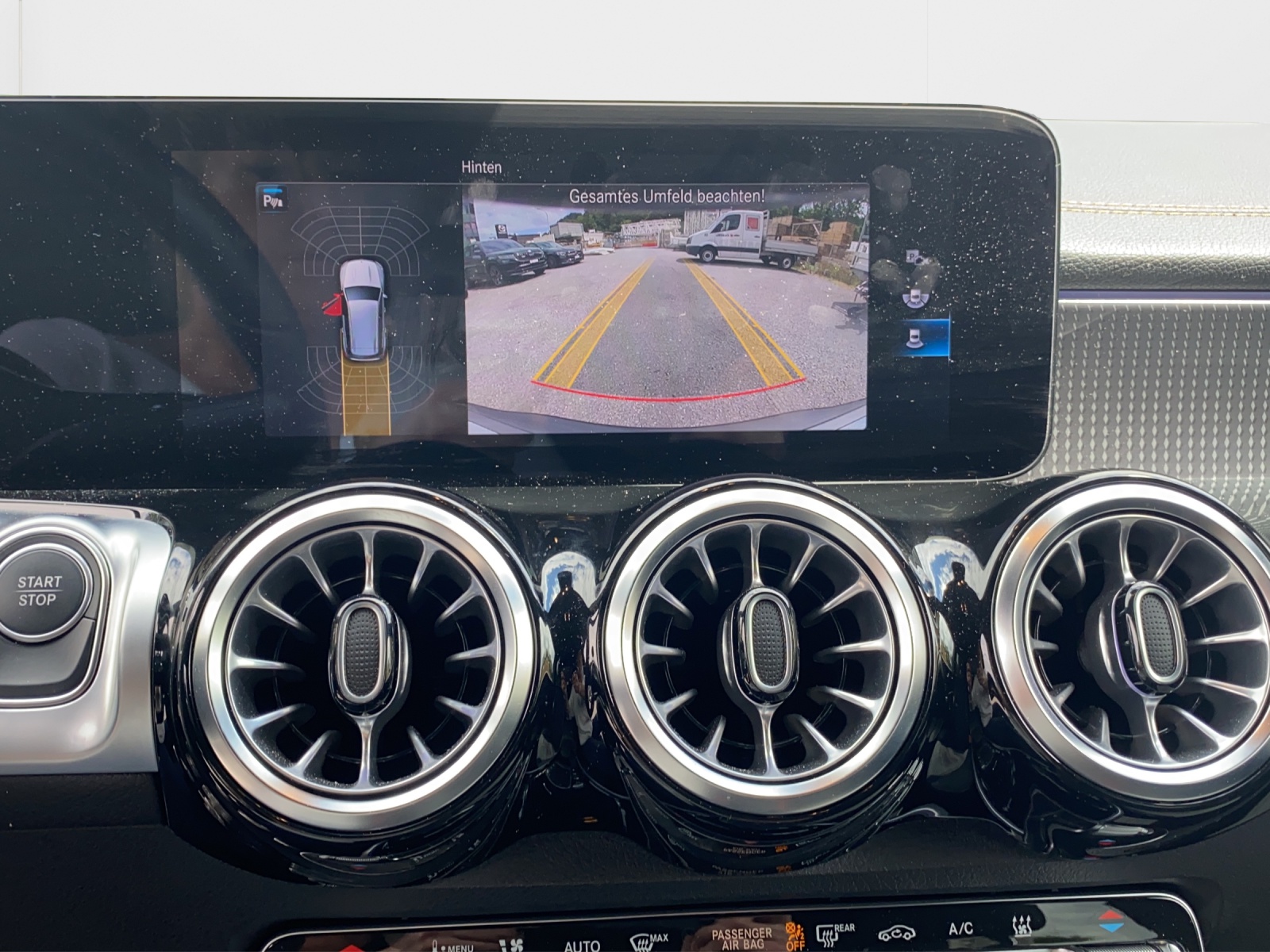 MERCEDES-BENZ EQB 350 AMG Line 4Matic-image-24