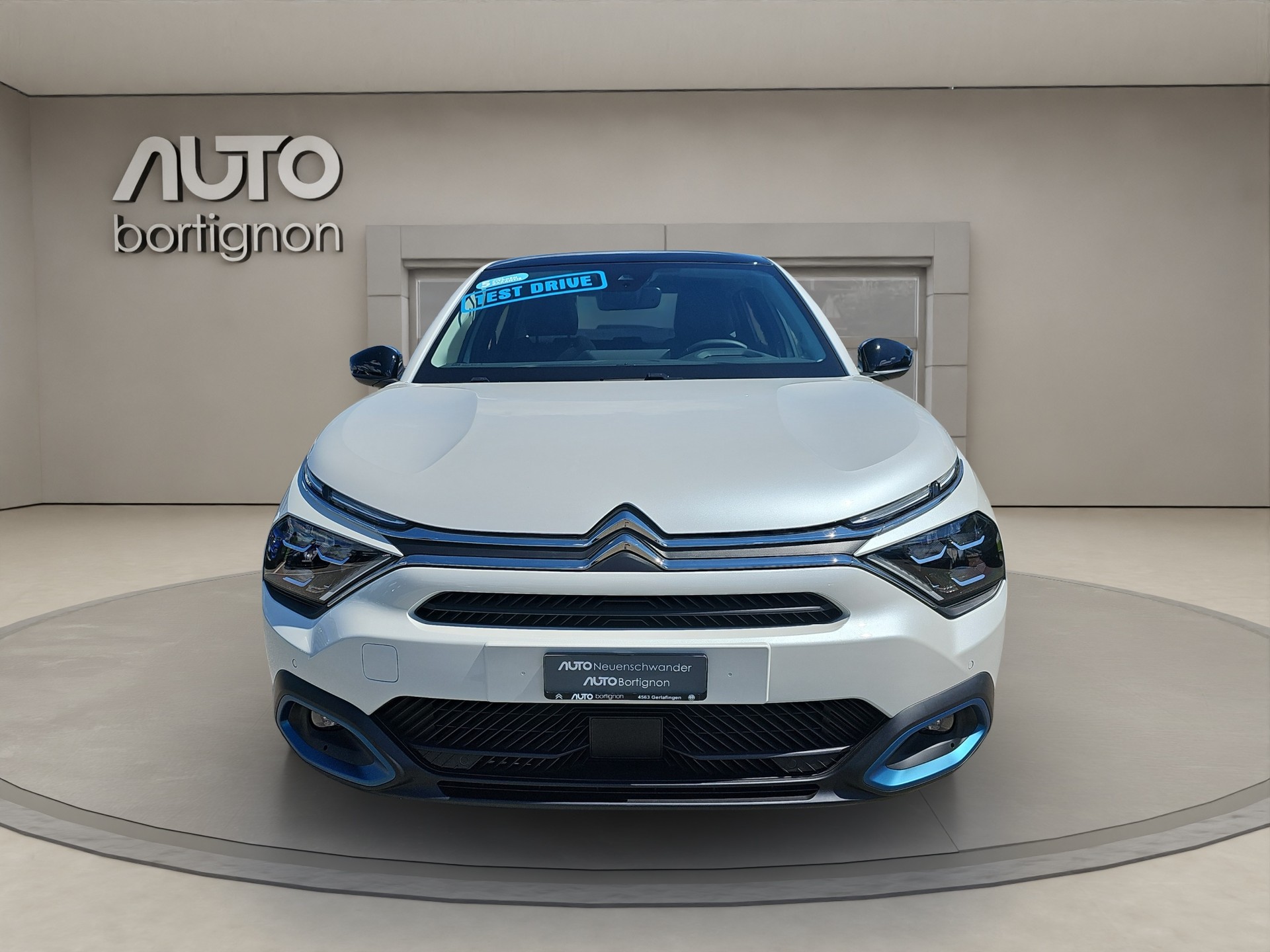 CITROEN C4 X 100 kW Shine-showroom-element-1