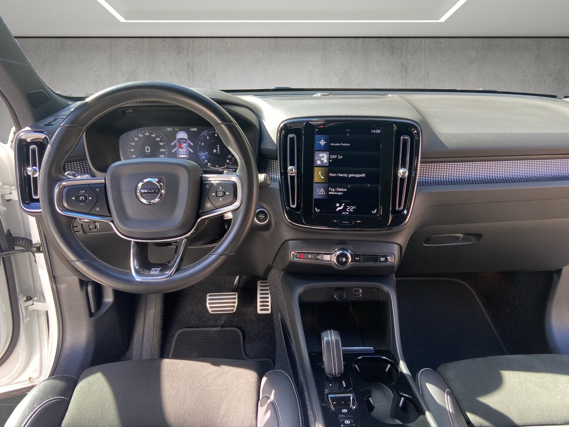 VOLVO XC40 T4 AWD R-Design Geartronic-image-8