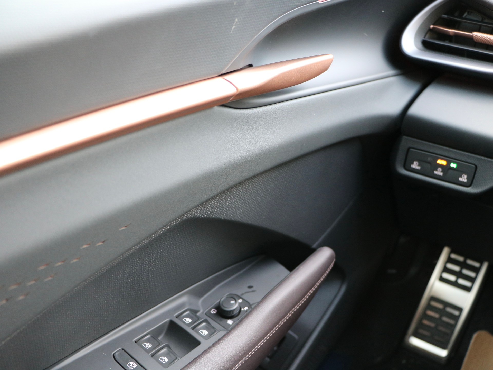 CUPRA Terramar 2.0 TSI DSG 4Drive VZ-image-26