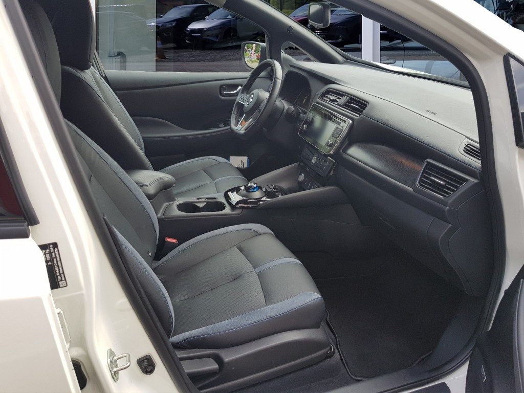 NISSAN Leaf Tekna(incl.battery)-image-9