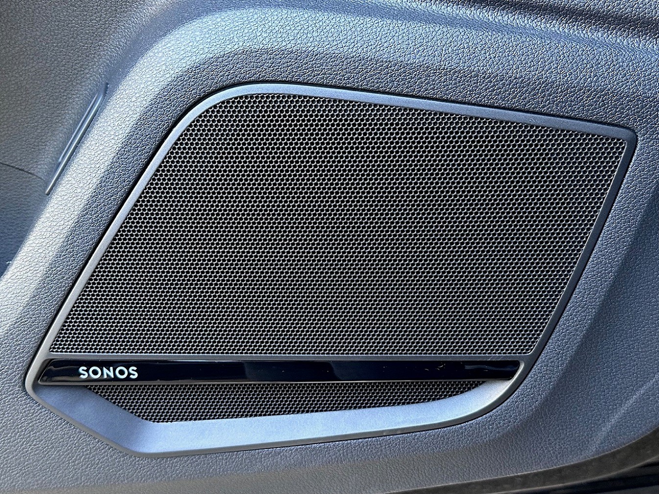 AUDI Q2 40 TFSI S line Attraction quattro S-tronic-image-13