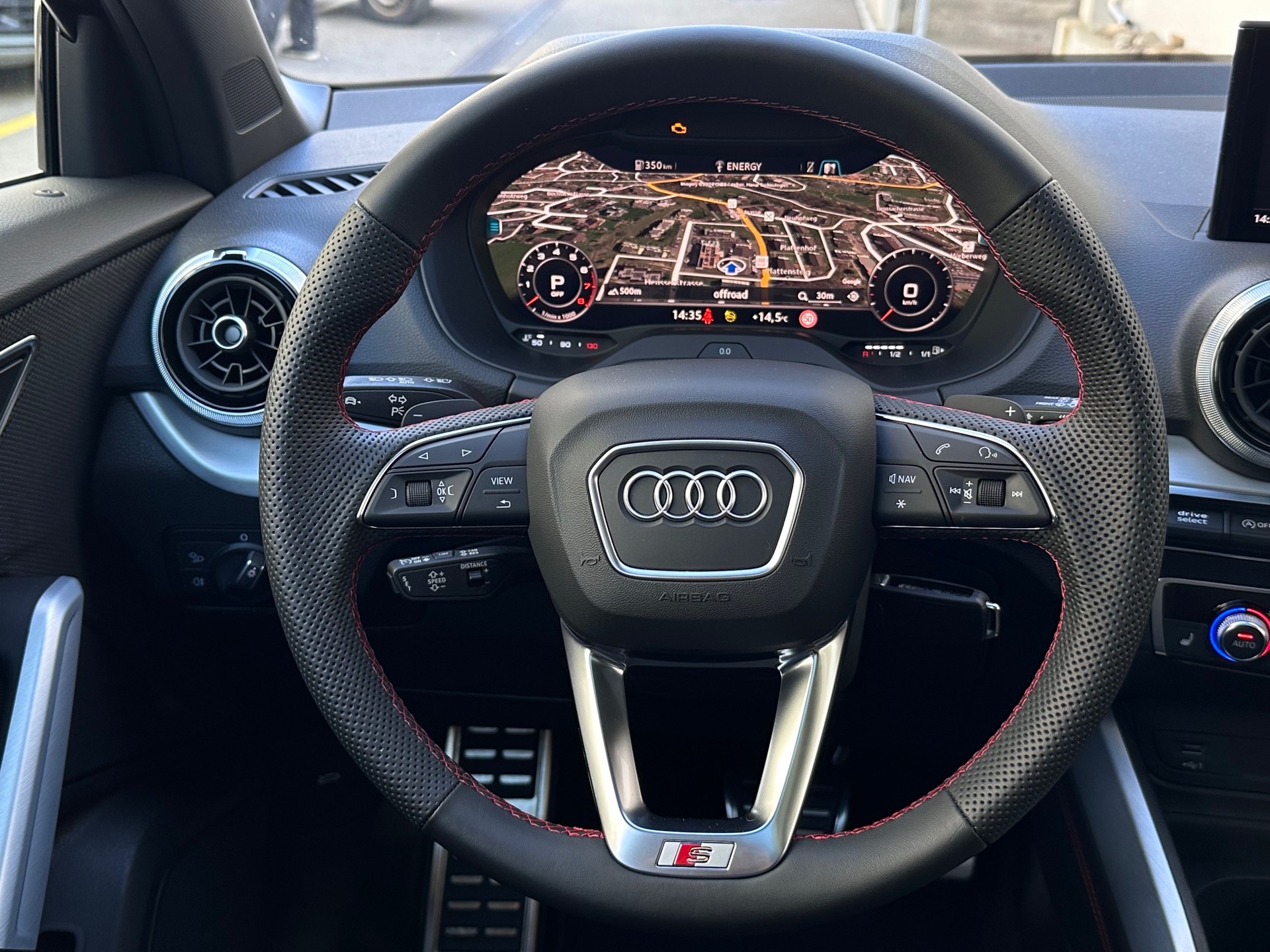 AUDI Q2 40 TFSI S line Attraction quattro S-tronic-image-5