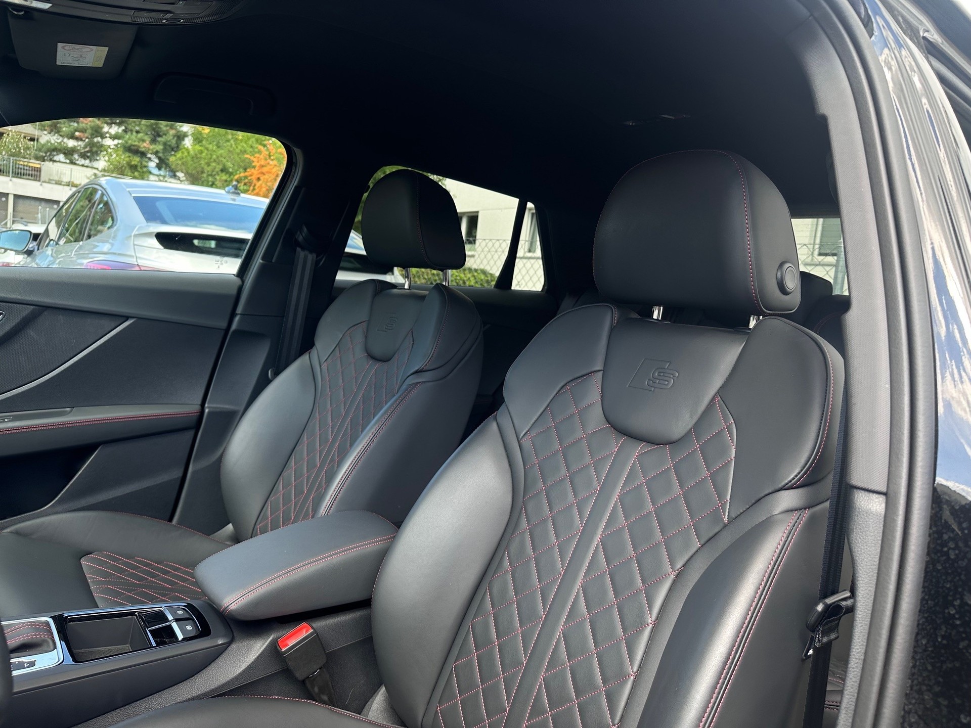 AUDI Q2 40 TFSI S line Attraction quattro S-tronic-image-9