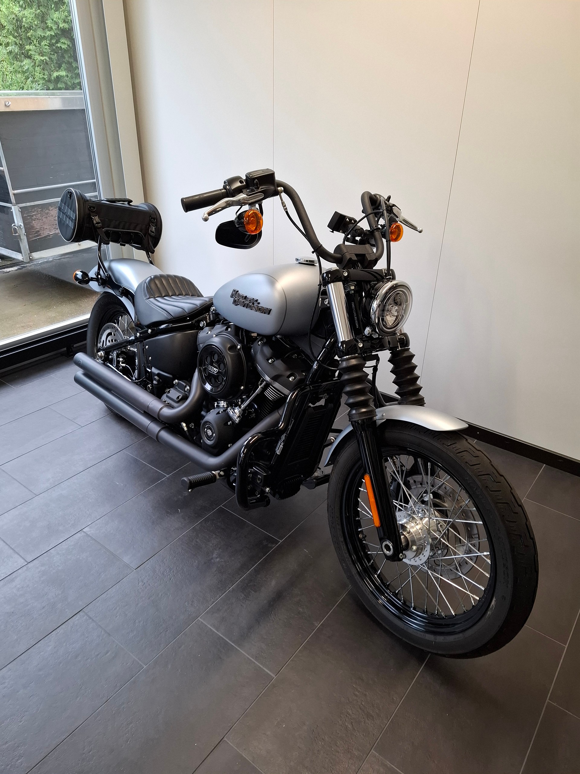 HARLEY-DAVIDSON FXBB Street Bob 107 ABS-image-2