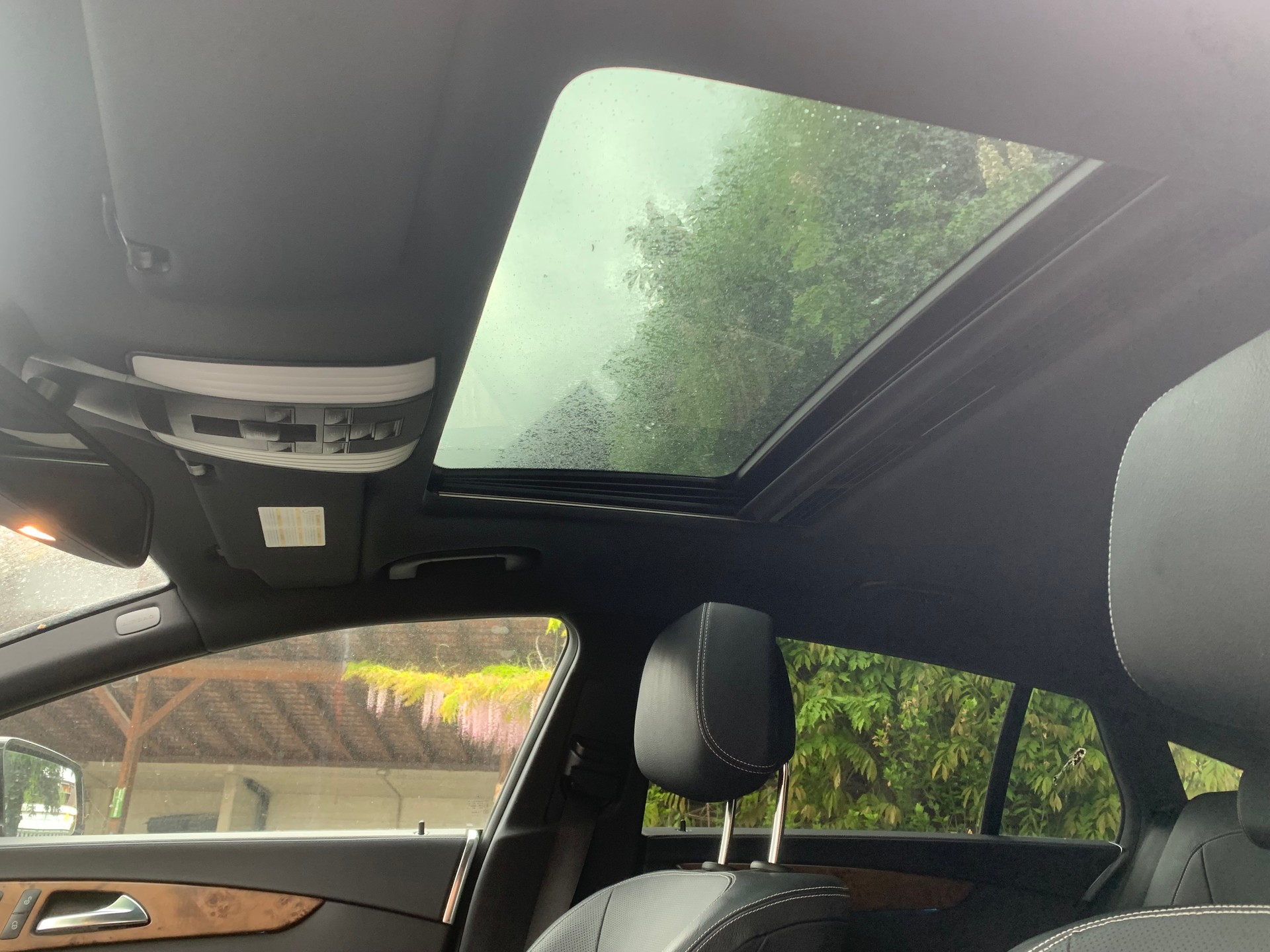 MERCEDES-BENZ CLS Shooting Brake 500 4Matic 7G-Tronic-image-13