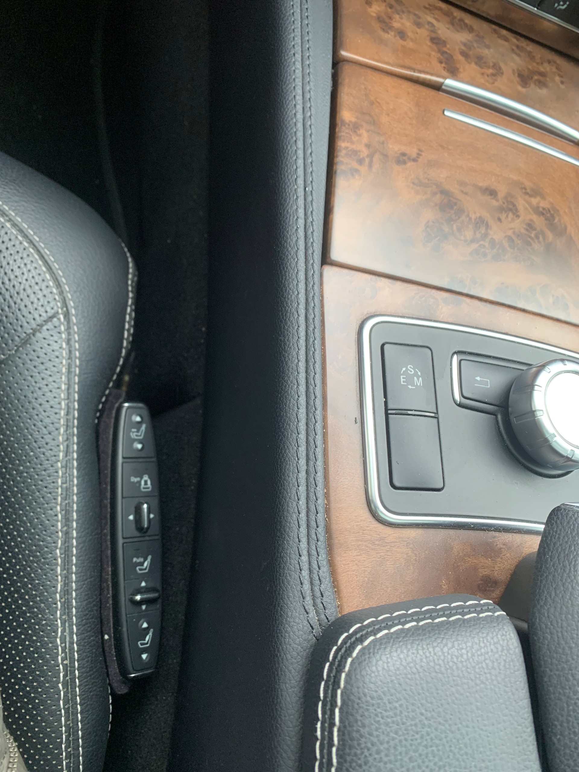 MERCEDES-BENZ CLS Shooting Brake 500 4Matic 7G-Tronic-image-16