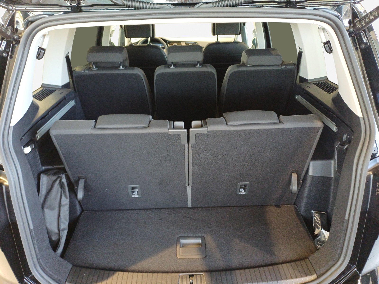 VW Touran 2.0 TDI BlueMotion Technology Comfortline DSG-image-13
