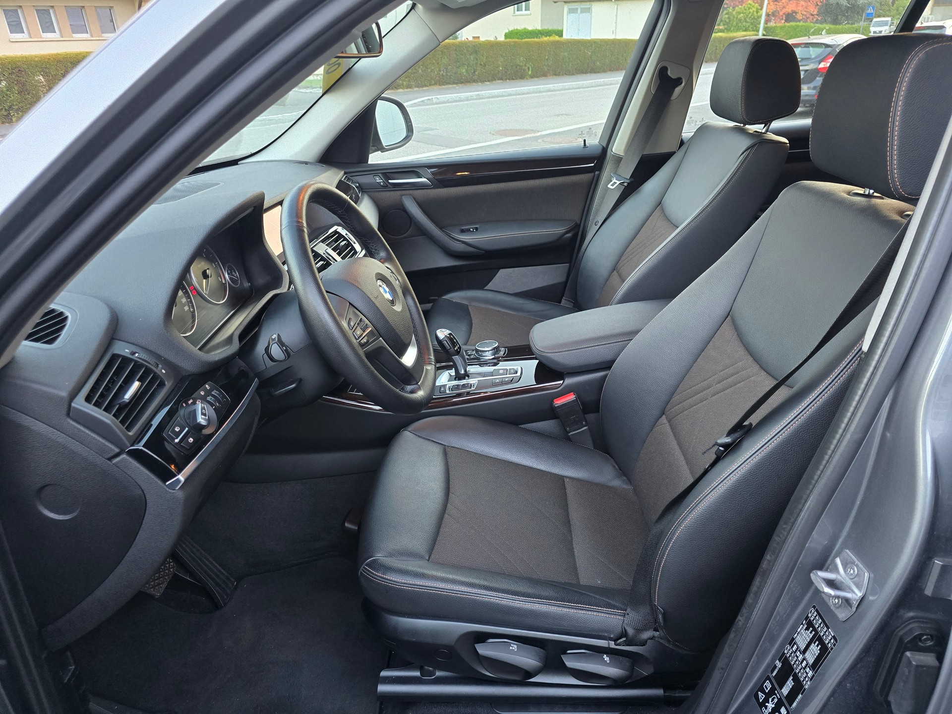 BMW X3 xDrive 20d xLine Steptronic-image-10
