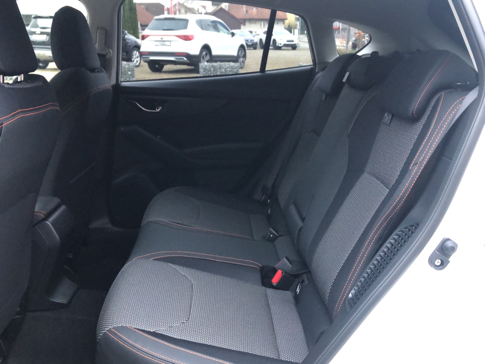 SUBARU XV 2.0i e-Boxer Swiss Plus-image-11