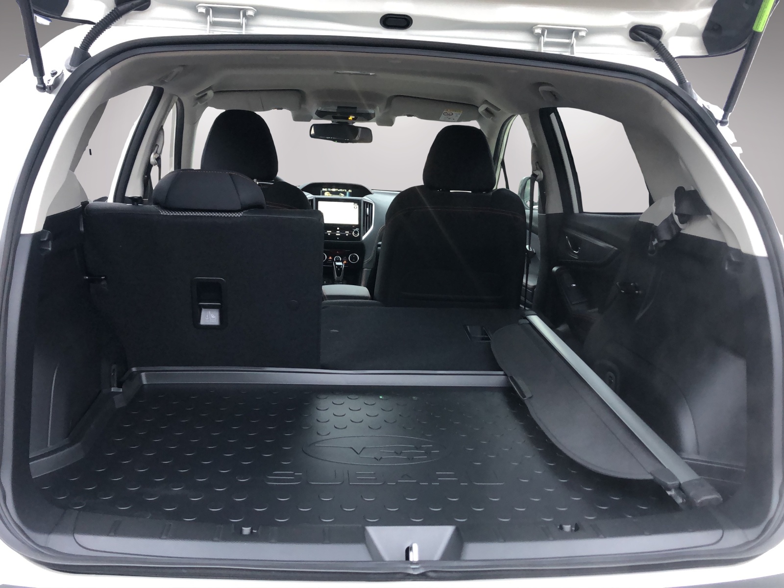 SUBARU XV 2.0i e-Boxer Swiss Plus-image-13