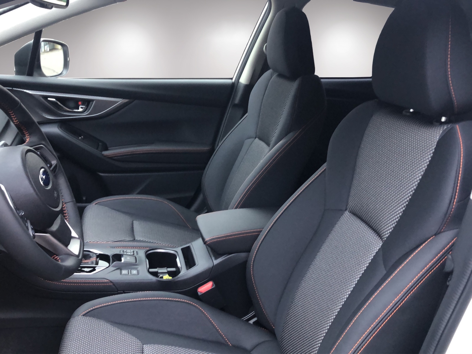 SUBARU XV 2.0i e-Boxer Swiss Plus-image-9
