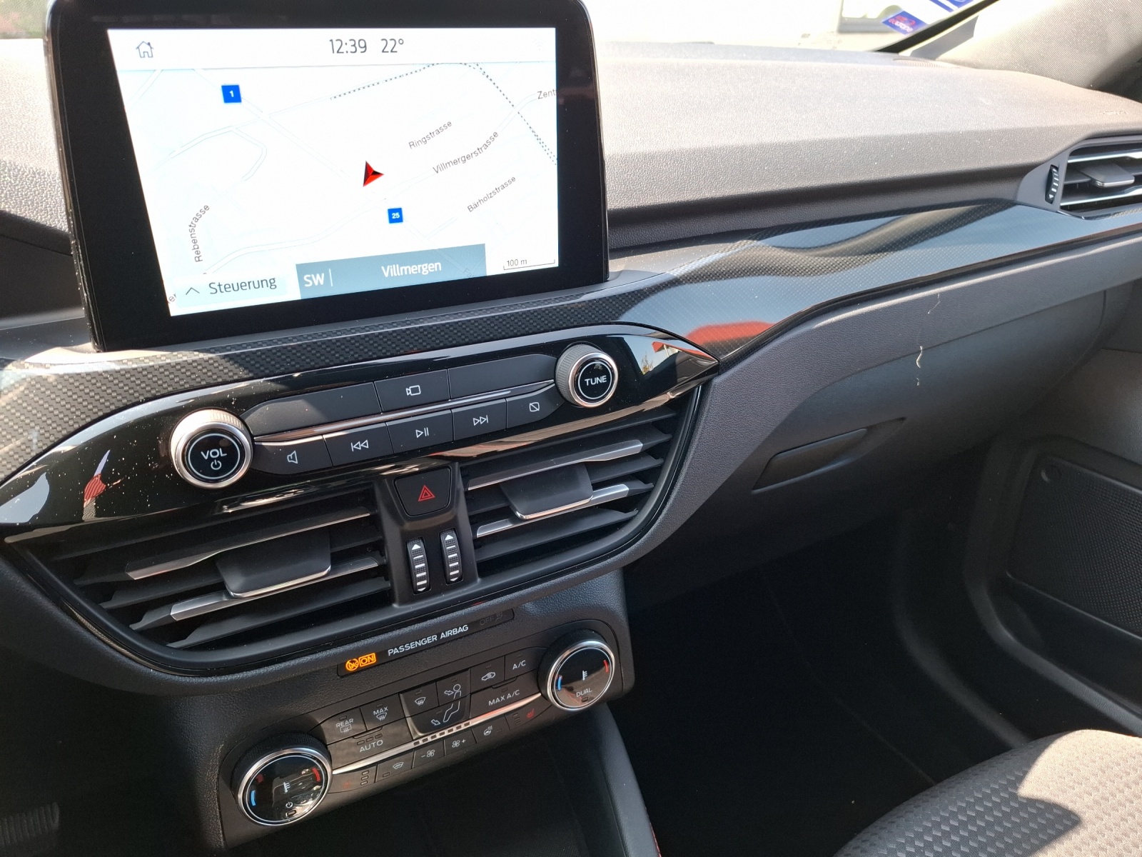 FORD Kuga 2.5 Hybrid ST-Line 4x4-image-6
