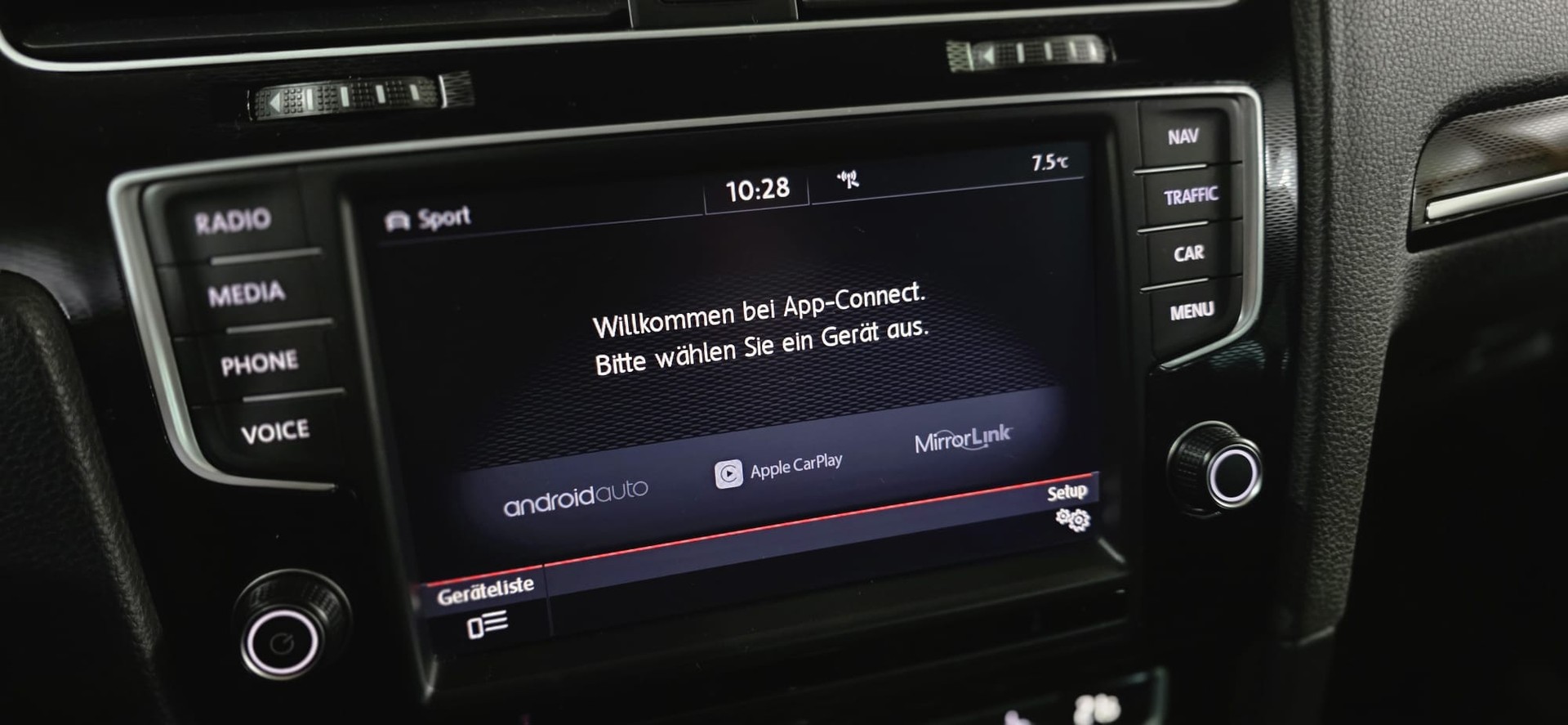 VW Golf 2.0 TSI GTI Performance Limited Edition *45 of 100* DSG **Ab Werk 275 PS** Frisch ab MFK: 06.2025** *CH-Fahrzeug*-image-20